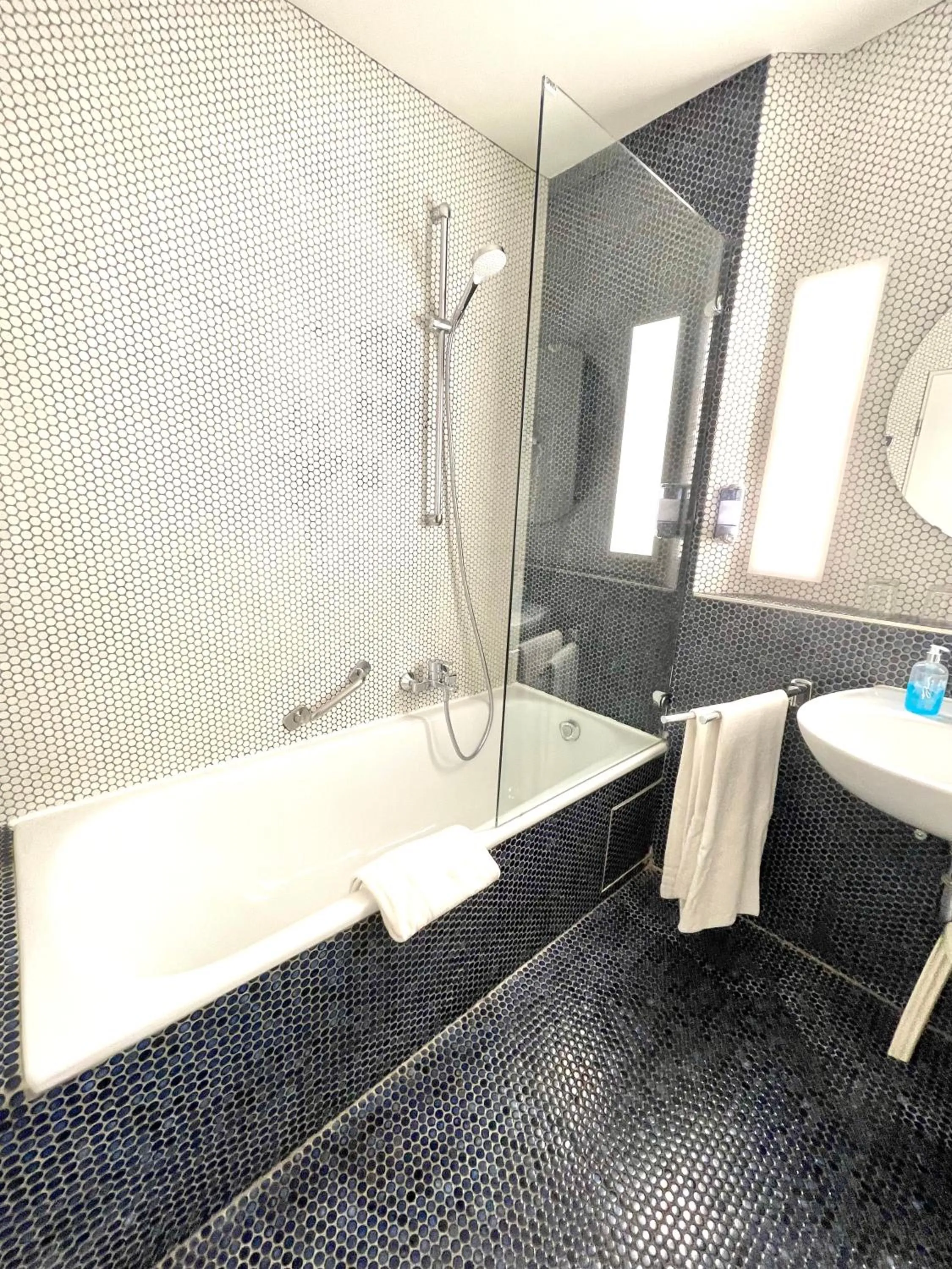 Bathroom in Rebgarten Hotel Schulgasse