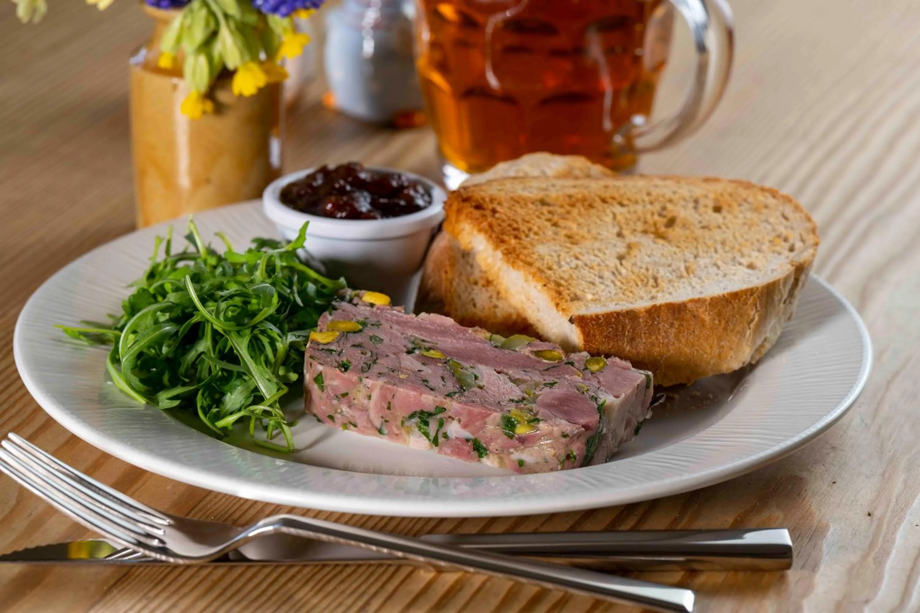 Restaurant/places to eat in Long Man Inn