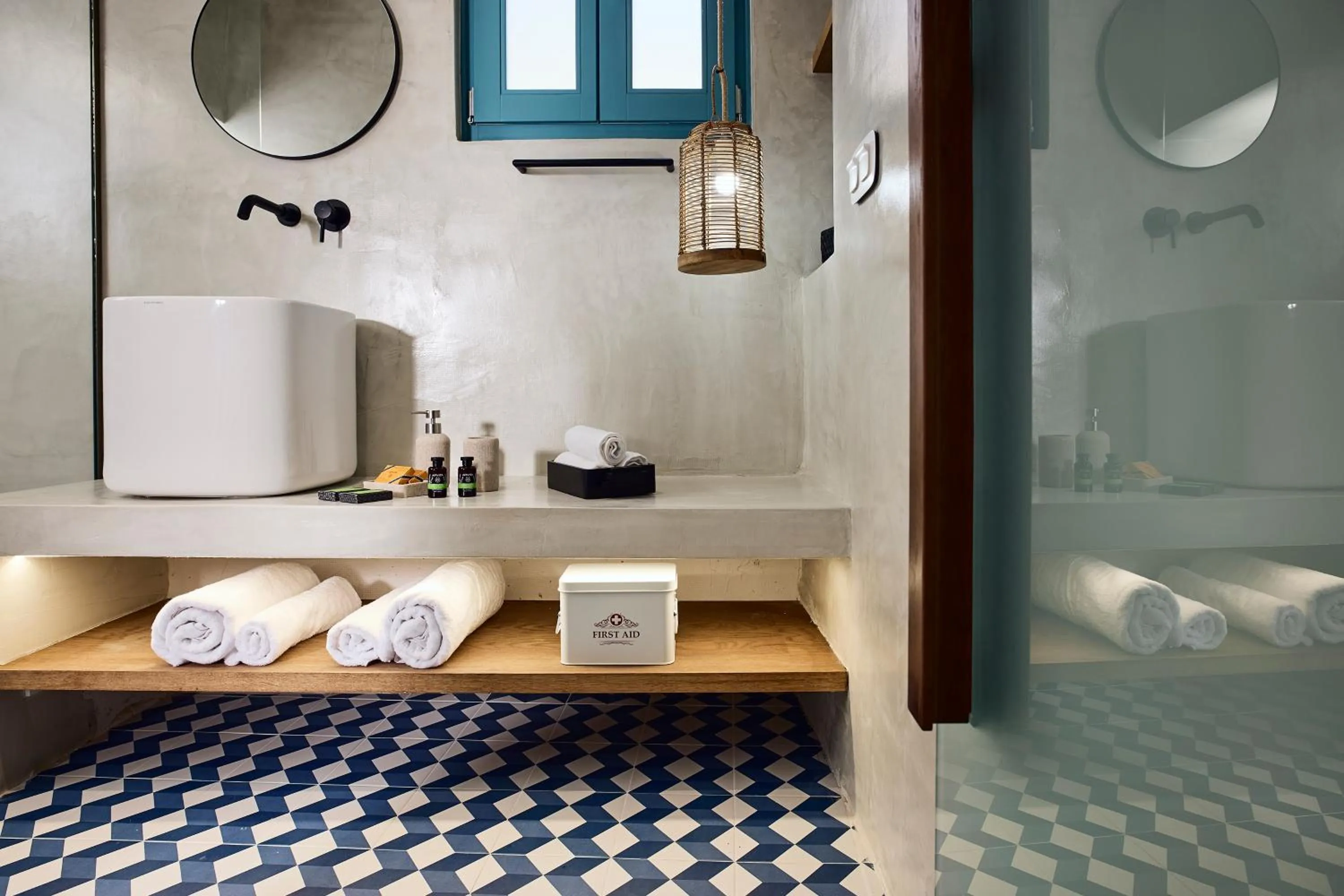 Bathroom in Syroc Maison