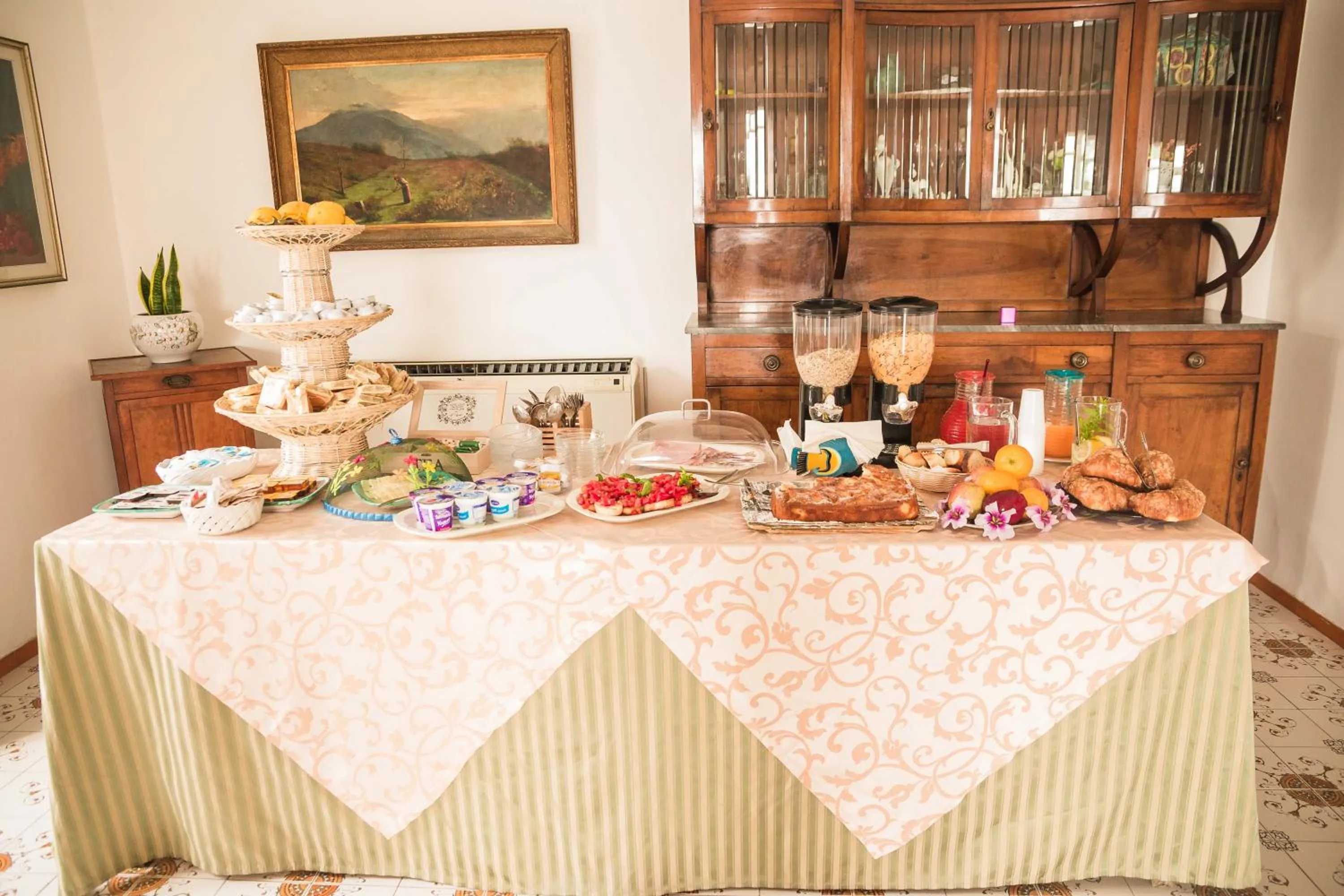 Buffet breakfast in Villa Panoramica - Ischia Ponte