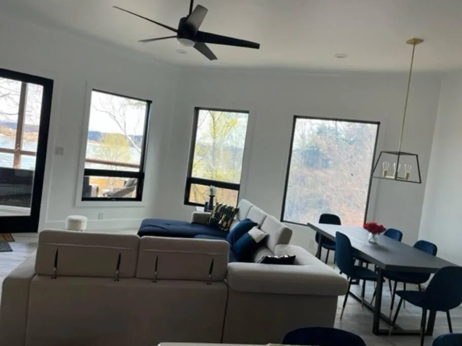 Amazing New House - Waterfront Getaway + Boat Dock