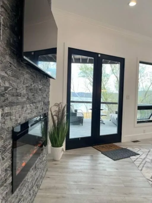 Amazing New House - Waterfront Getaway + Boat Dock