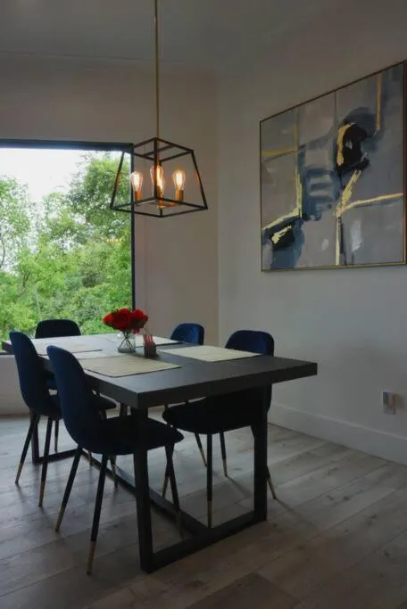 Amazing New House - Waterfront Getaway + Boat Dock