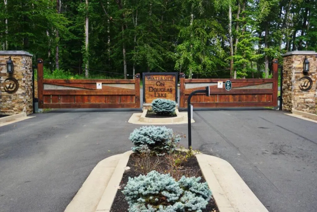 Amazing New House - Waterfront Getaway + Boat Dock