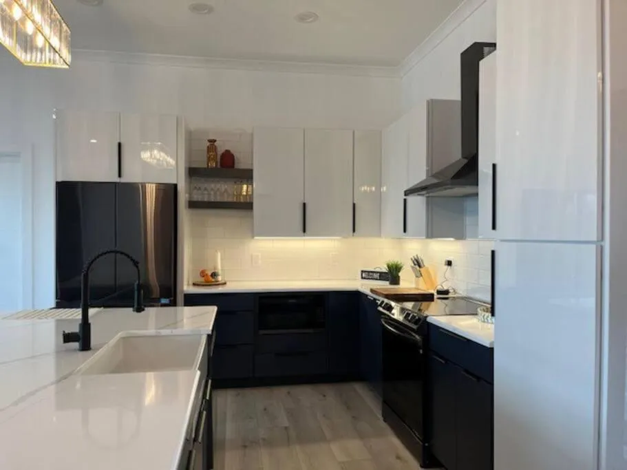 Amazing New House - Waterfront Getaway + Boat Dock