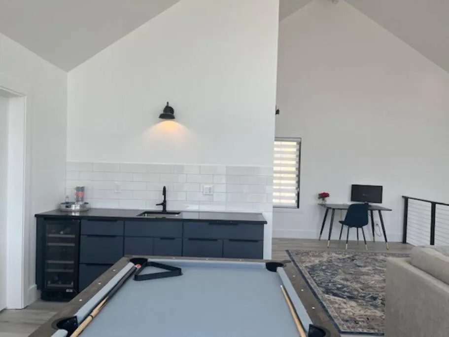 Amazing New House - Waterfront Getaway + Boat Dock