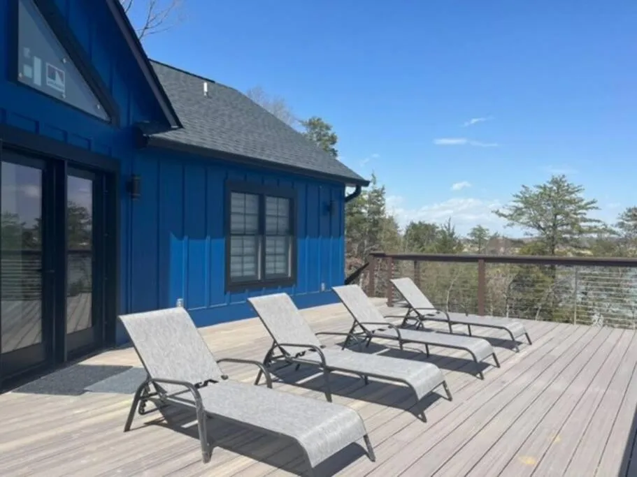 Amazing New House - Waterfront Getaway + Boat Dock