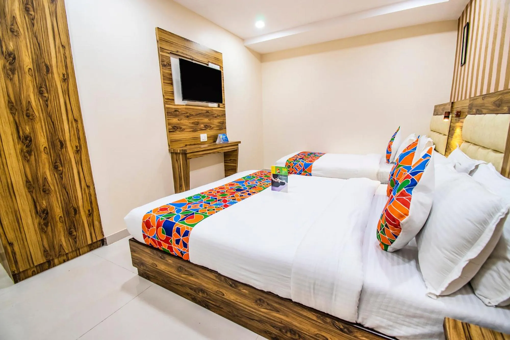 Bed in FabExpress Orange Suites - Nr Mumbai International Airport