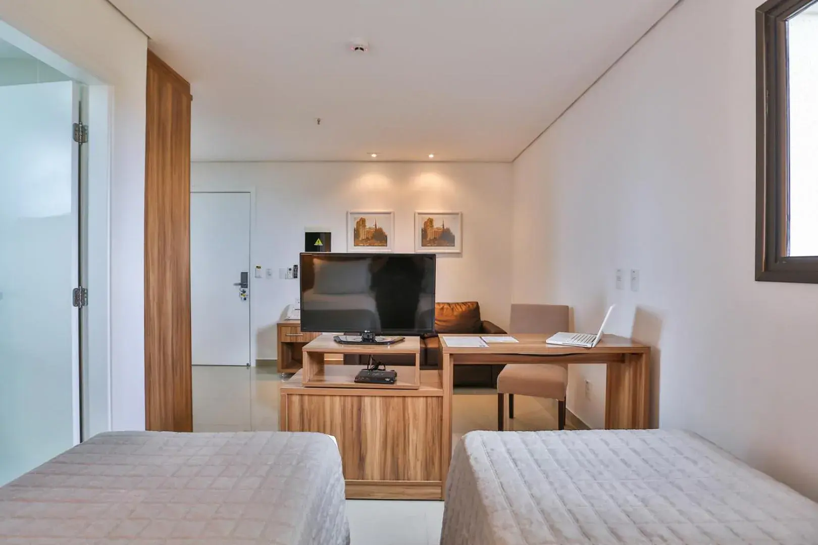 Standard Twin Room - single occupancy in MG Flats & Residence Standard Twin Room - single occupancy in MG Flats & Residence