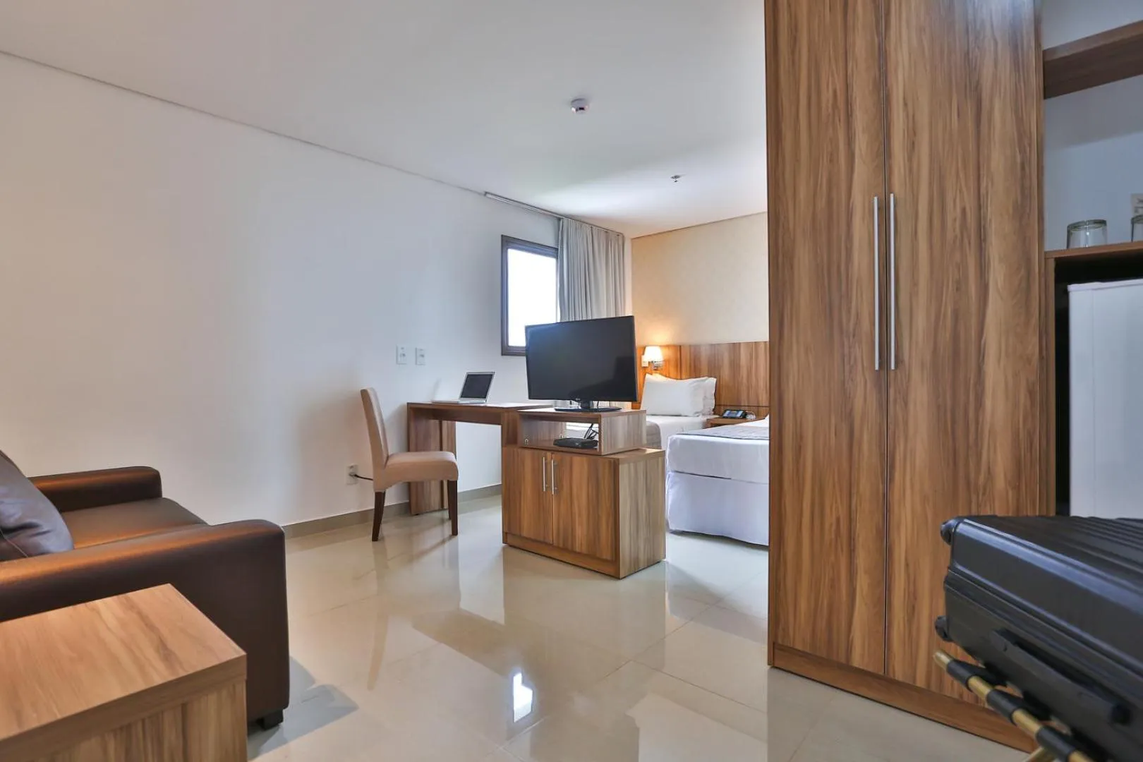 MG Flats & Residence