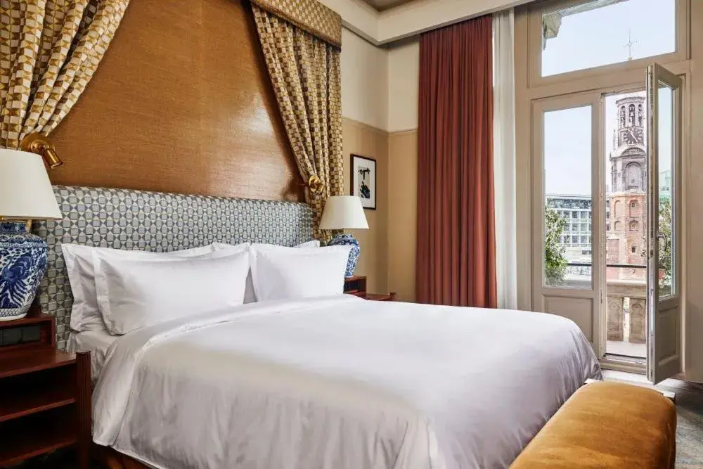 Bedroom, Bed in De L’Europe Amsterdam – The Leading Hotels of the World Bedroom, Bed in De L’Europe Amsterdam – The Leading Hotels of the World