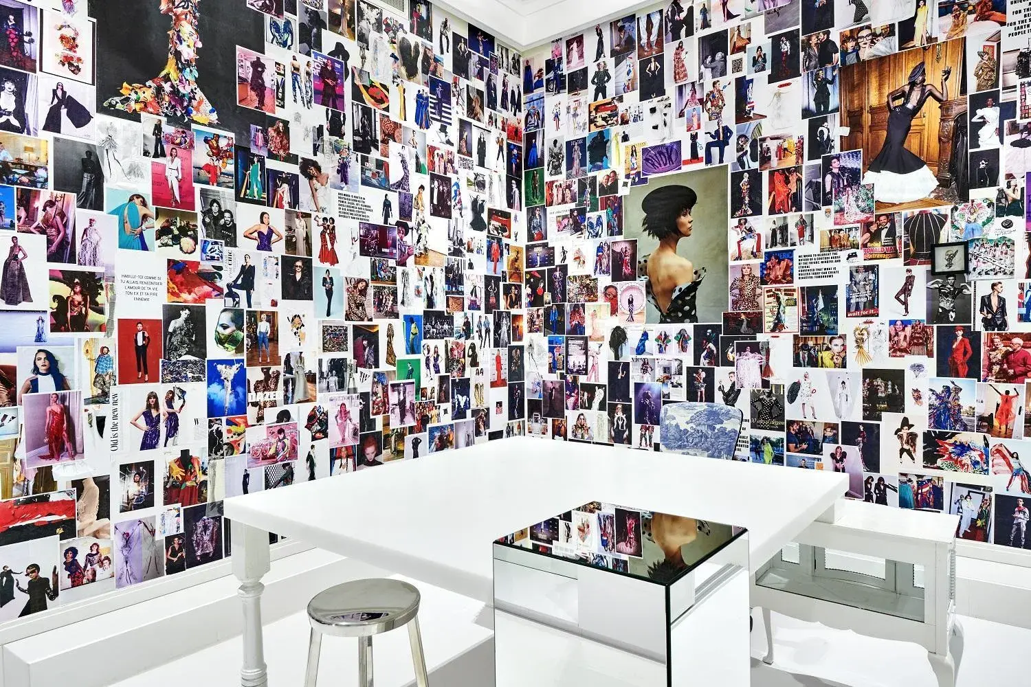 Living room in De L’Europe Amsterdam – The Leading Hotels of the World Living room in De L’Europe Amsterdam – The Leading Hotels of the World