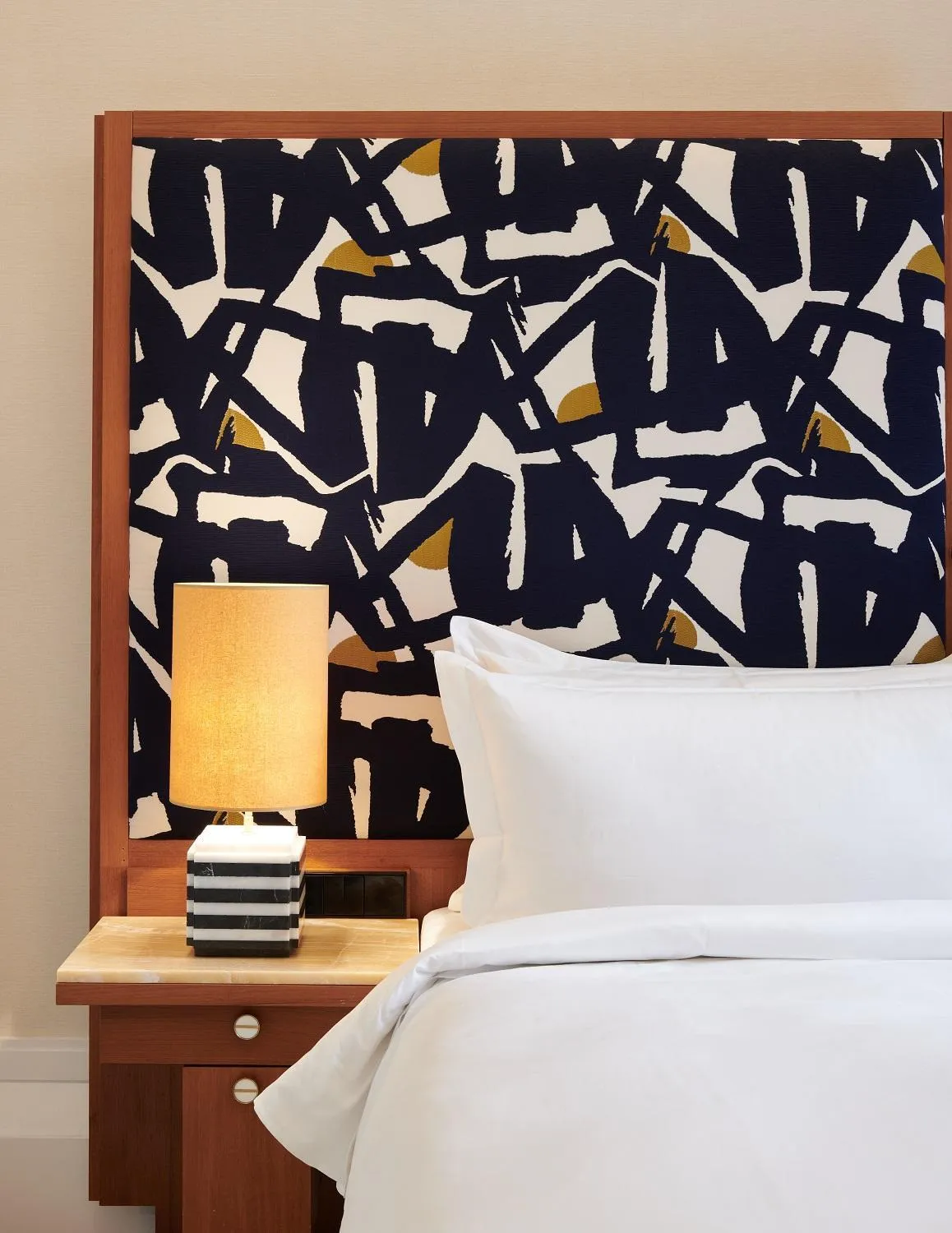 Bed in De L’Europe Amsterdam – The Leading Hotels of the World