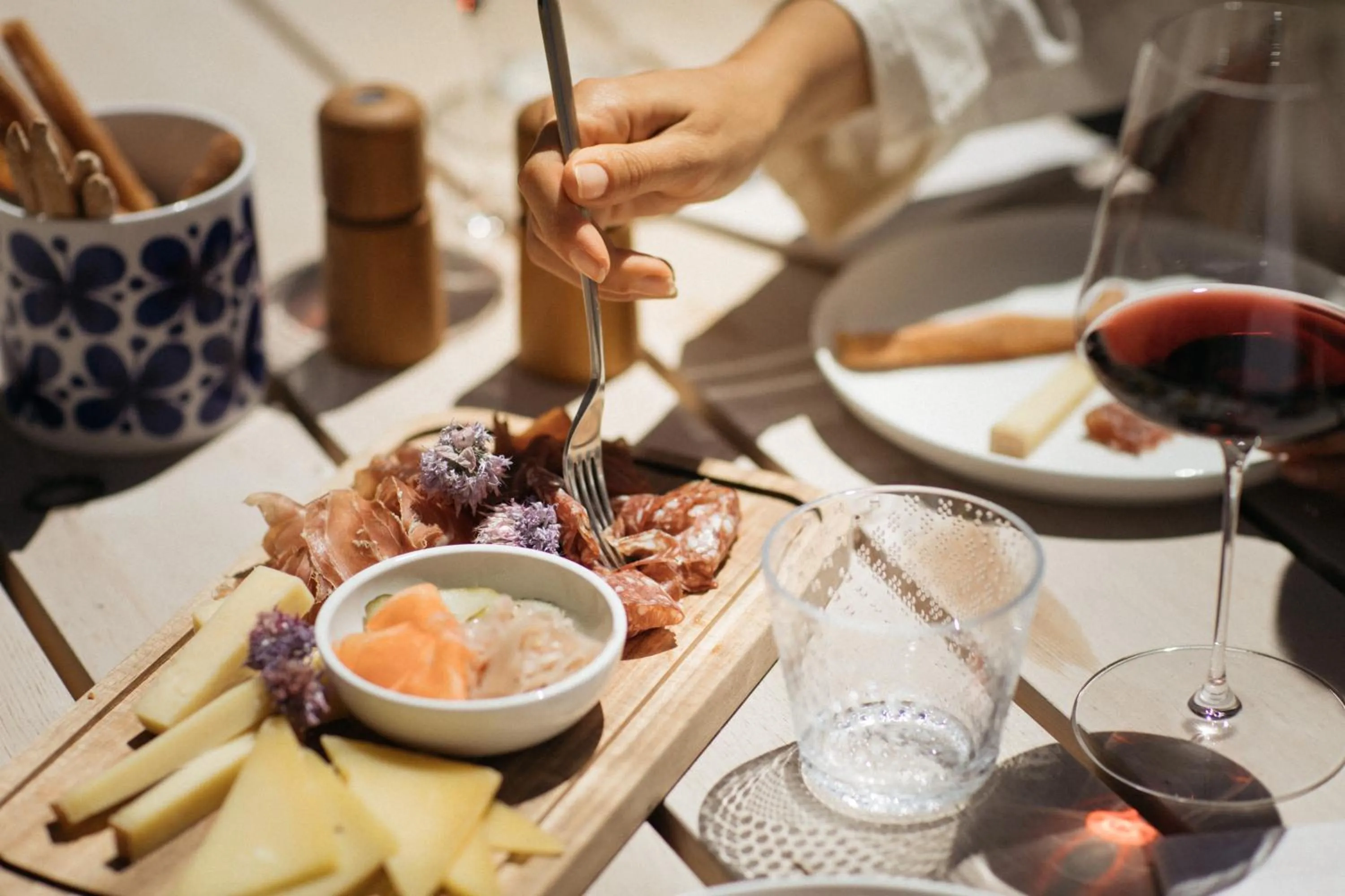 Restaurant/places to eat in Hotel Maistra 160