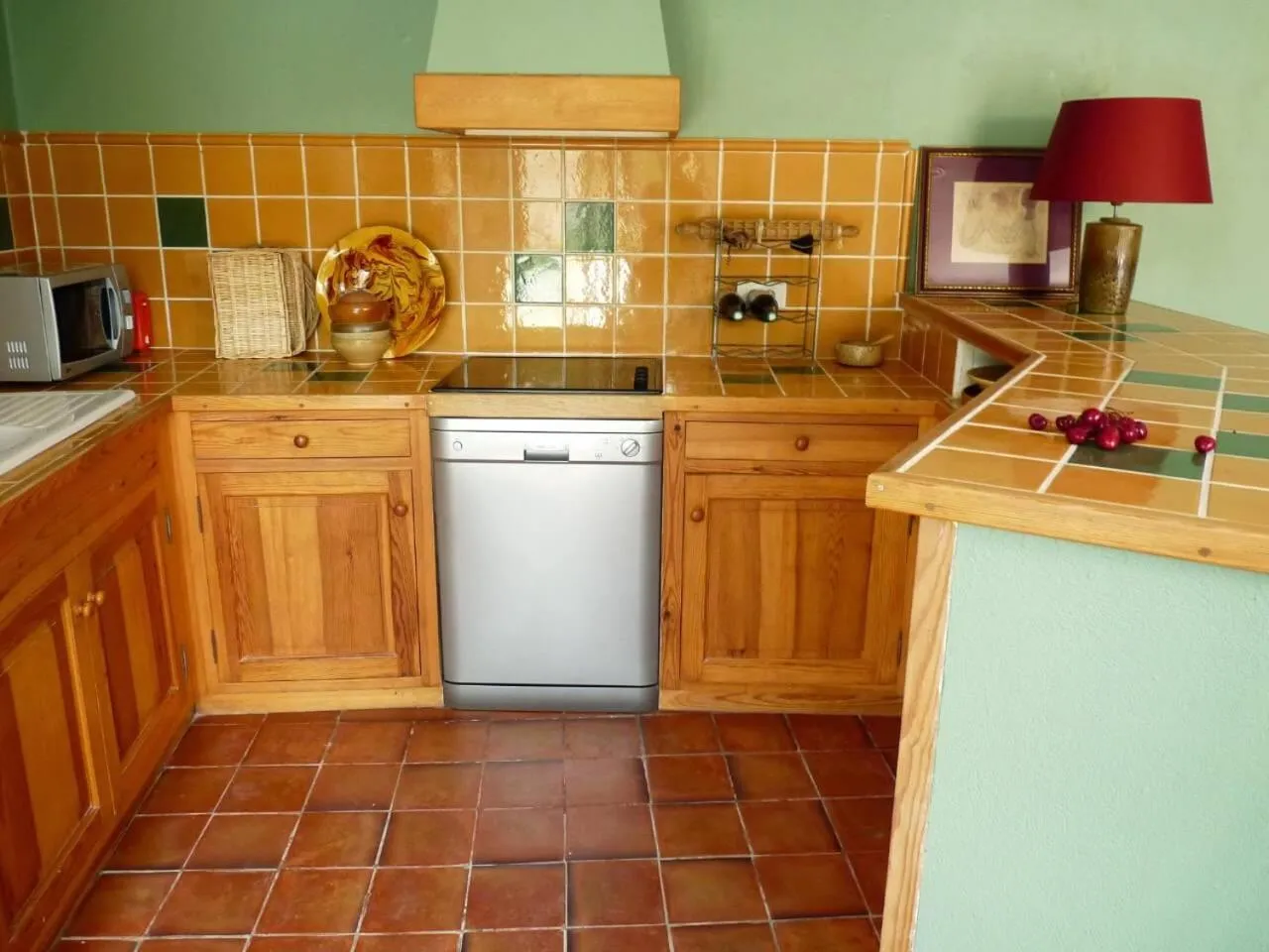 Chez Paula, spacieux gîte provençal au cœur d'un vignoble bio