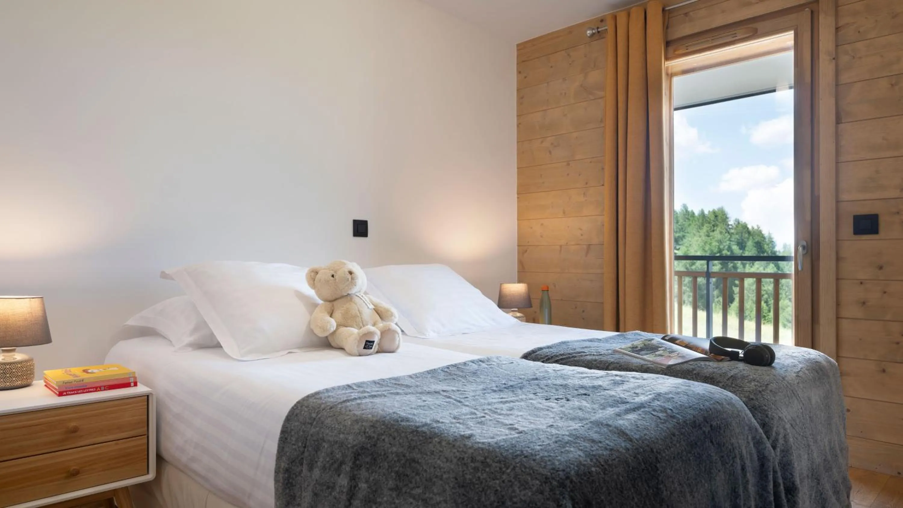 Bed in MGM Hôtels & Résidences - Résidence Manaka