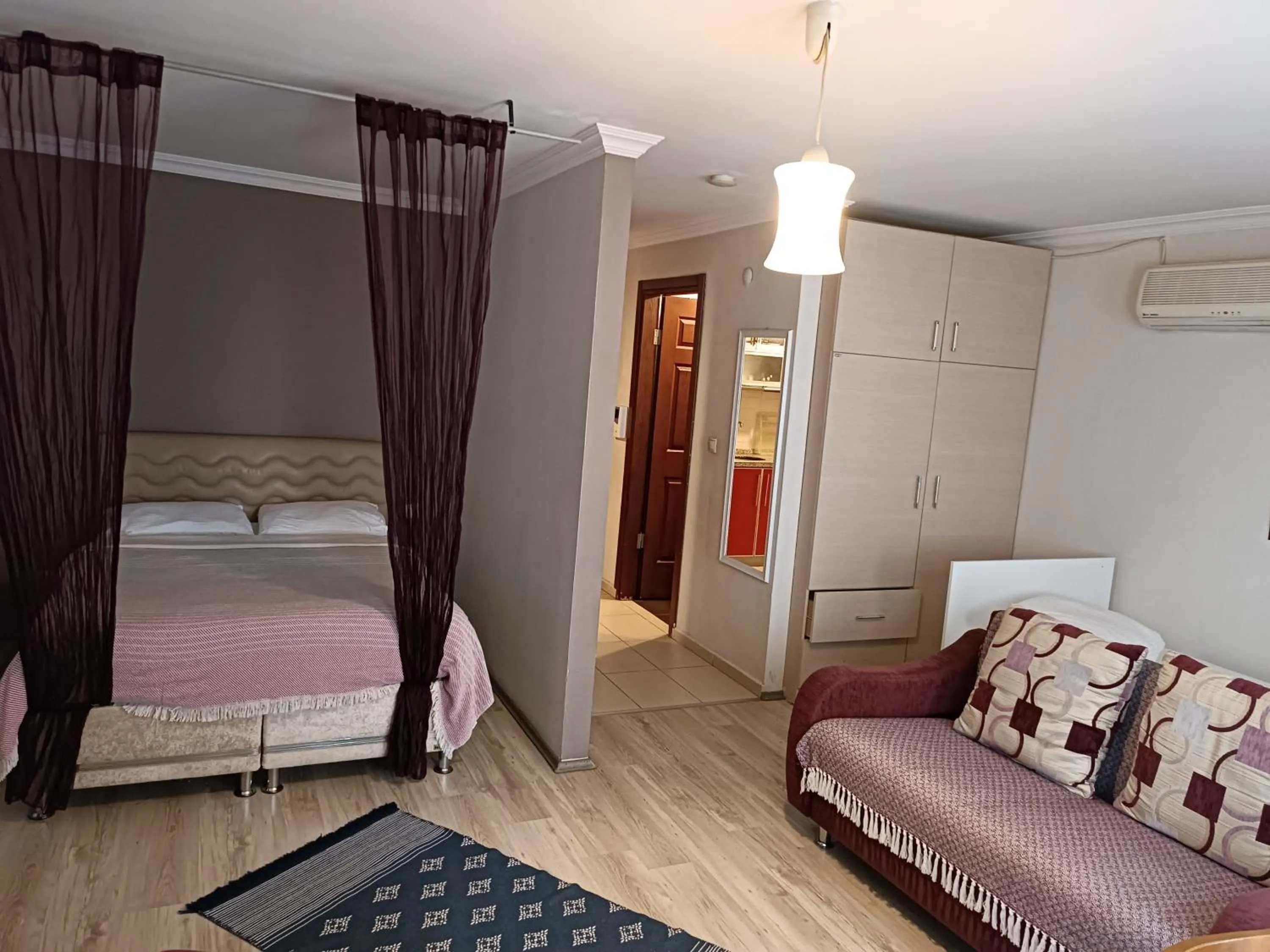 Photo of the whole room, Bed in The City Residence Hotel