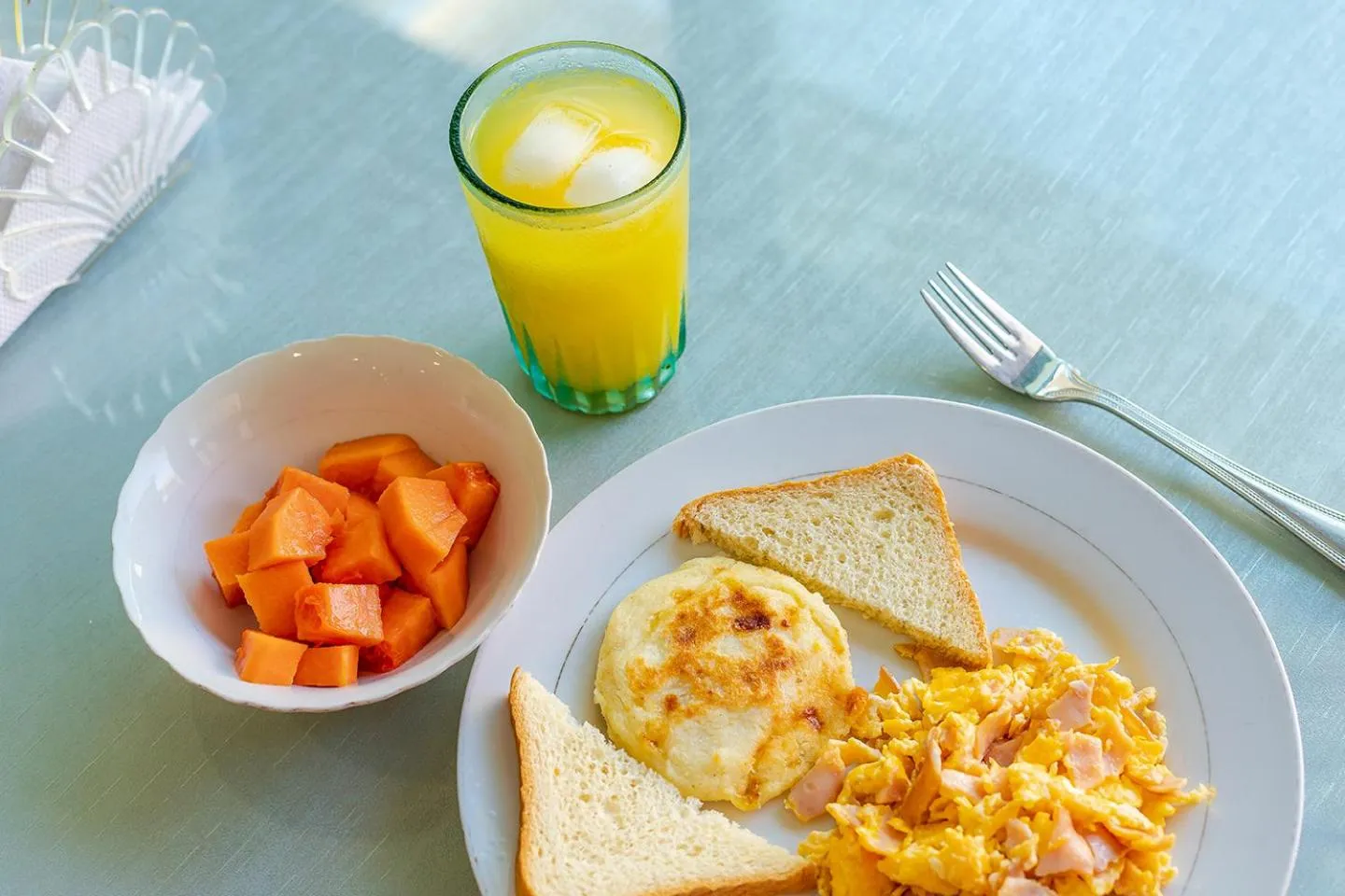 Breakfast in Ayenda Elyamar V