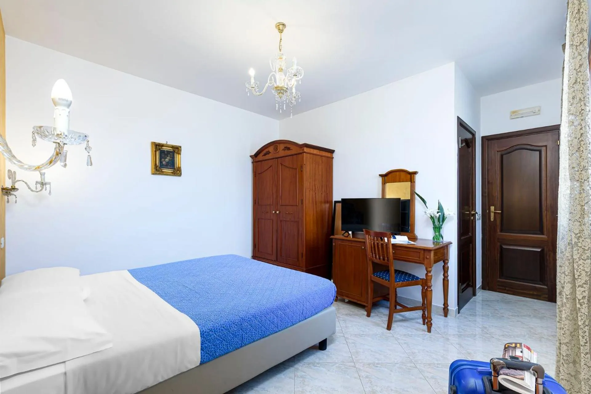 Photo of the whole room, Bed in Araba Fenice Hotel