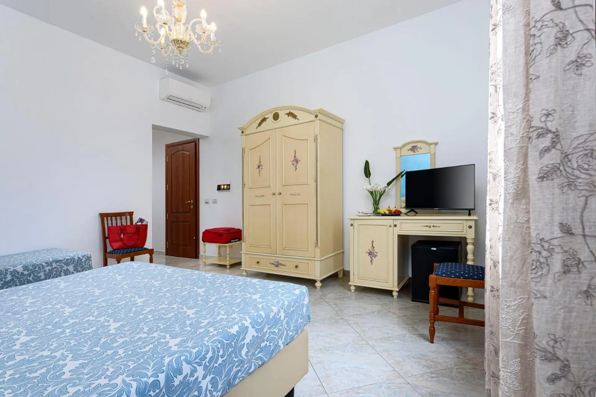 Bedroom, Bed in Araba Fenice Hotel