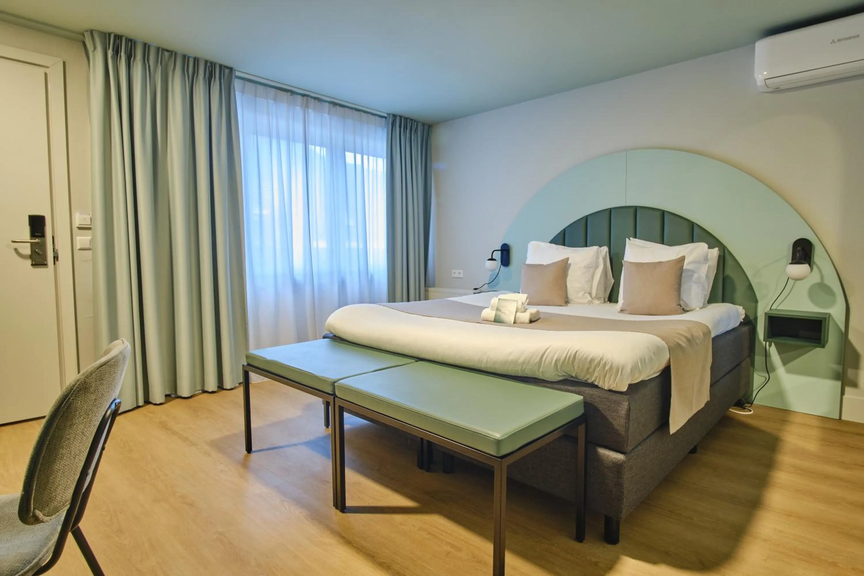 Photo of the whole room, Bed in Hotel Halbert