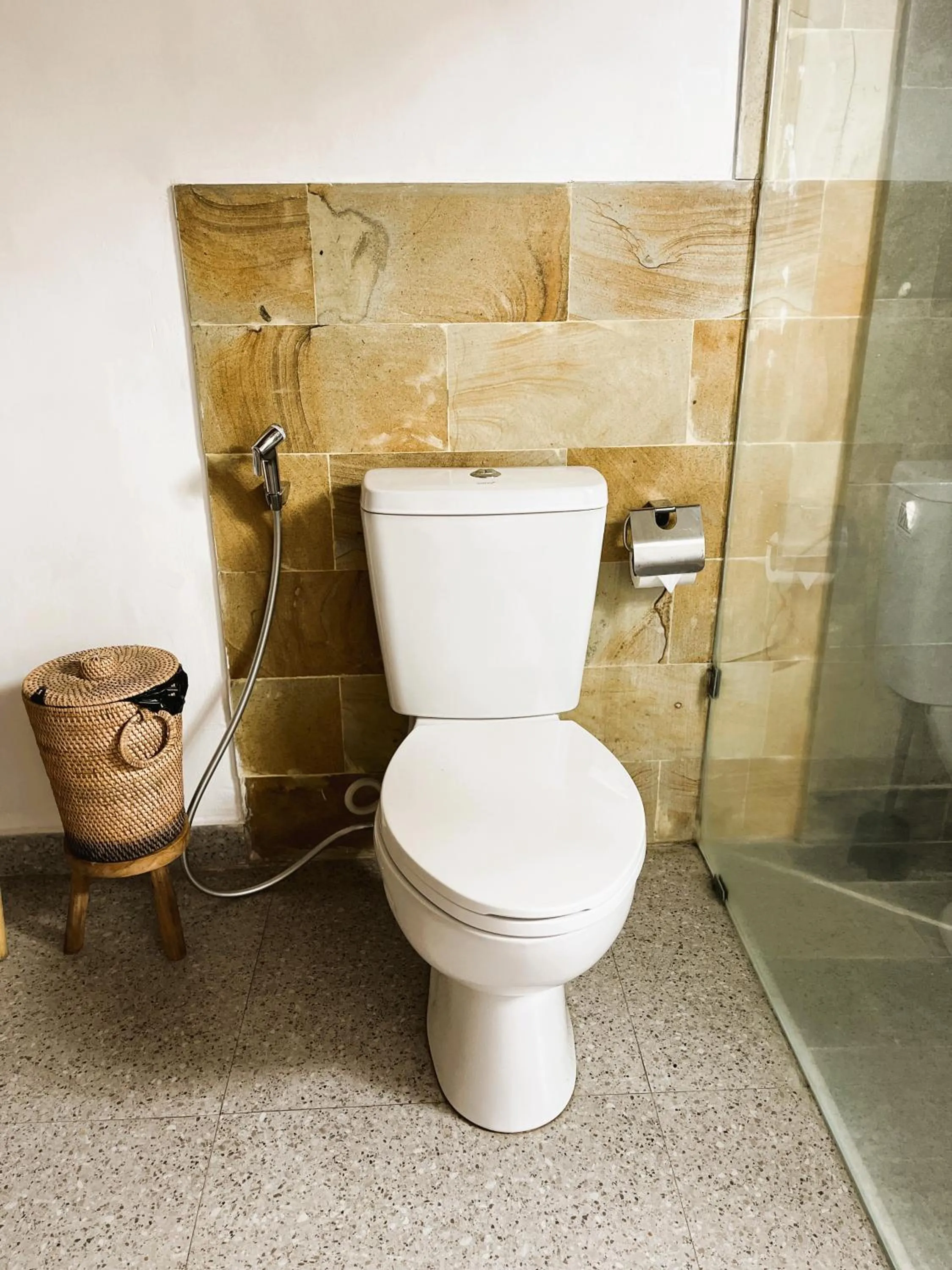 Toilet in Kubu Elsa Bali