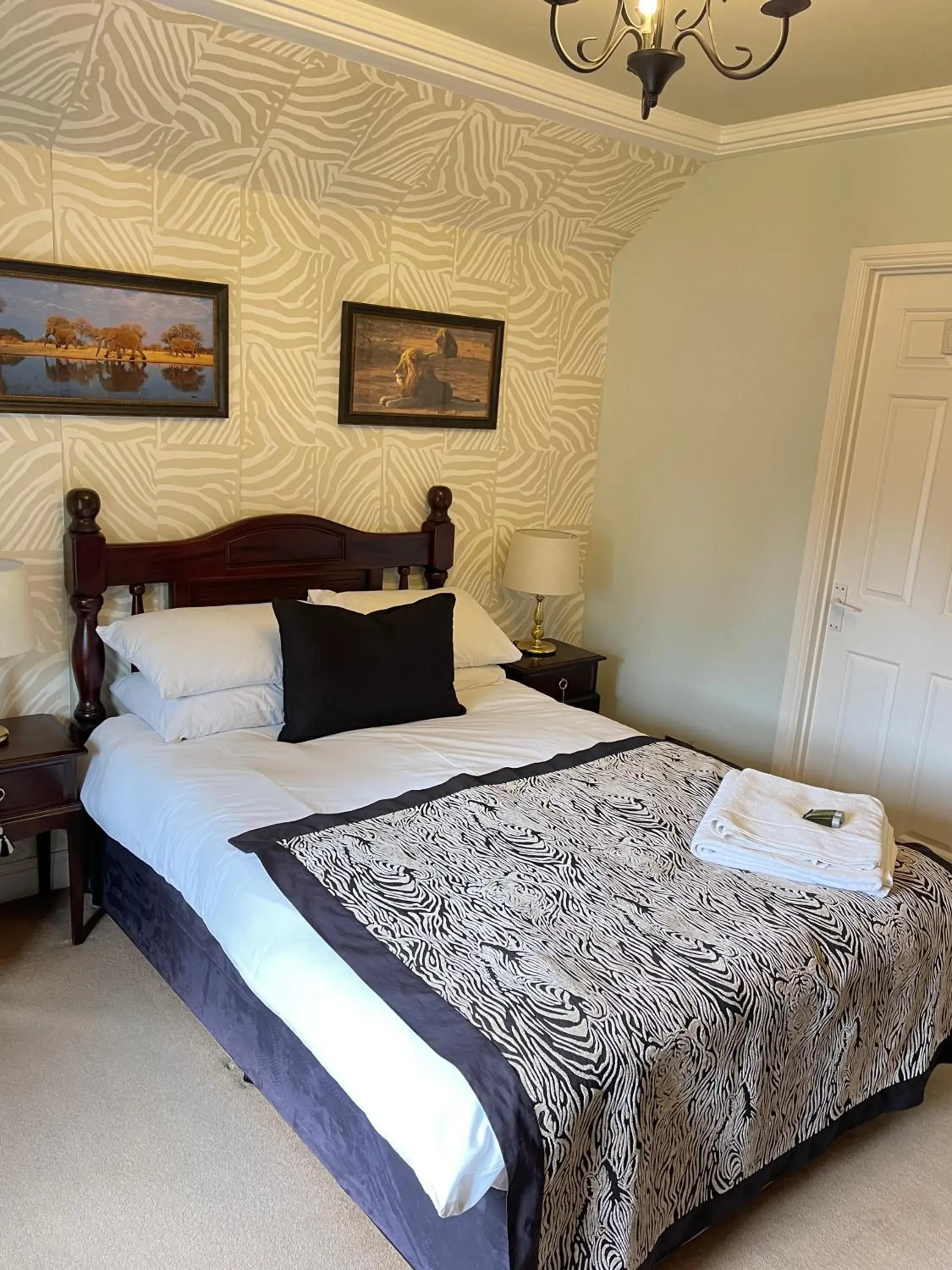 Double Room in Arrandale Lodge Double Room in Arrandale Lodge