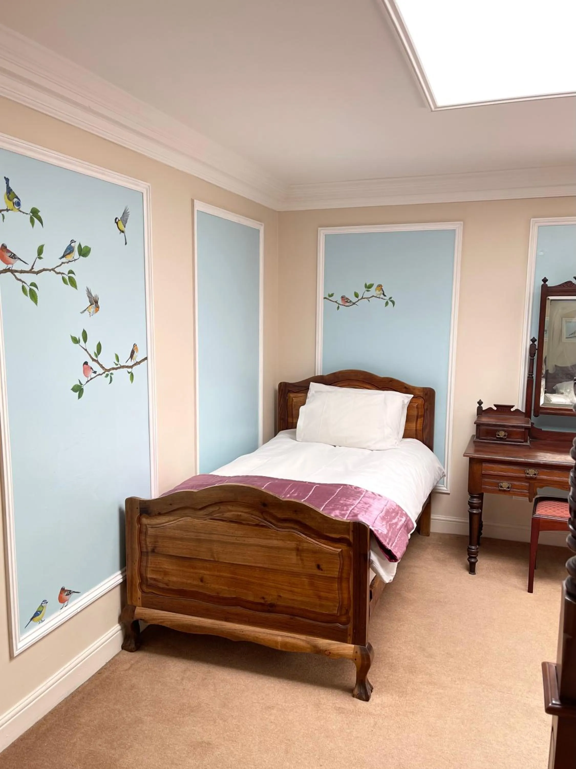 Bed in Arrandale Lodge