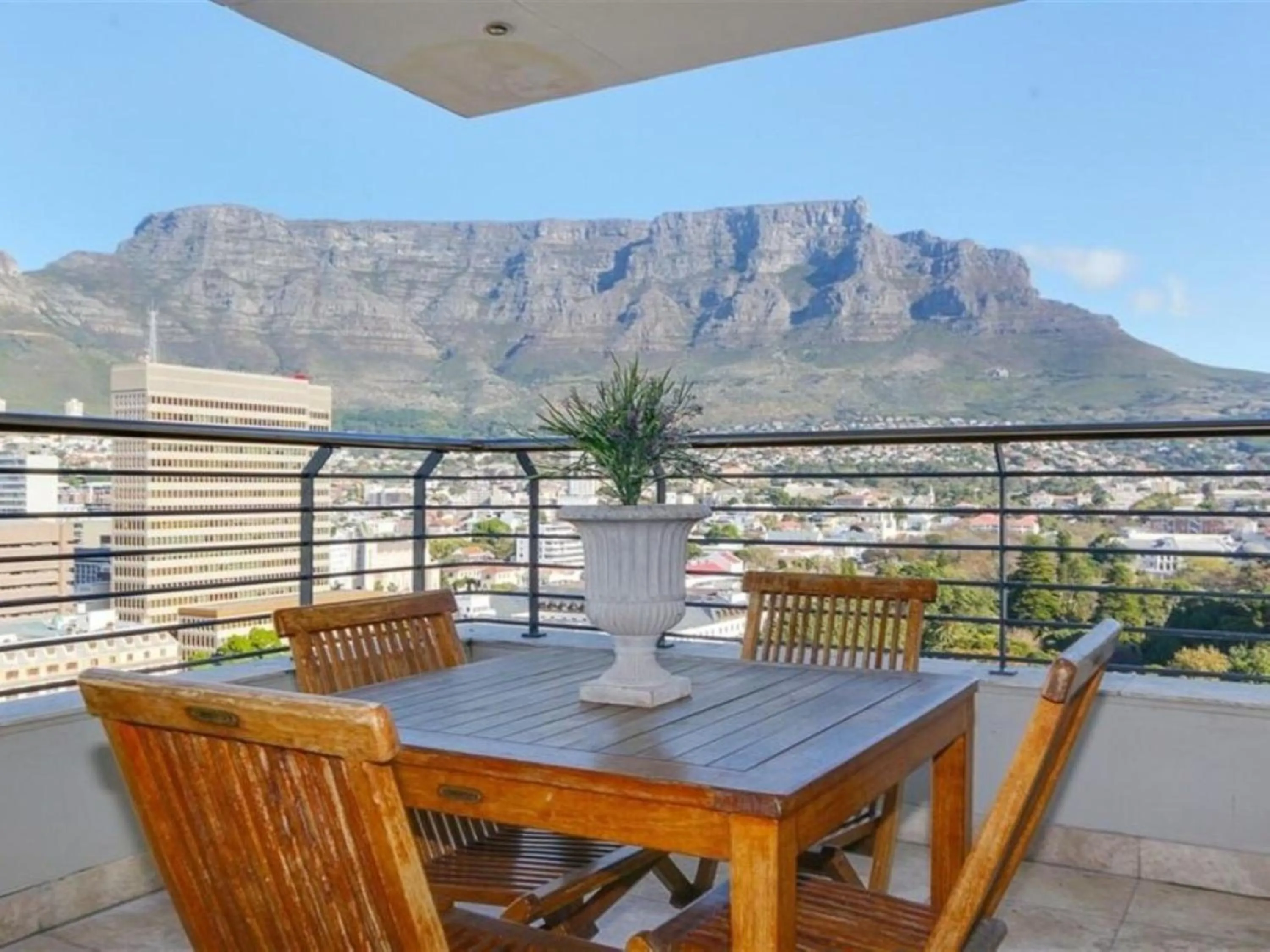 Balcony/Terrace in Mandela Rhodes Place
