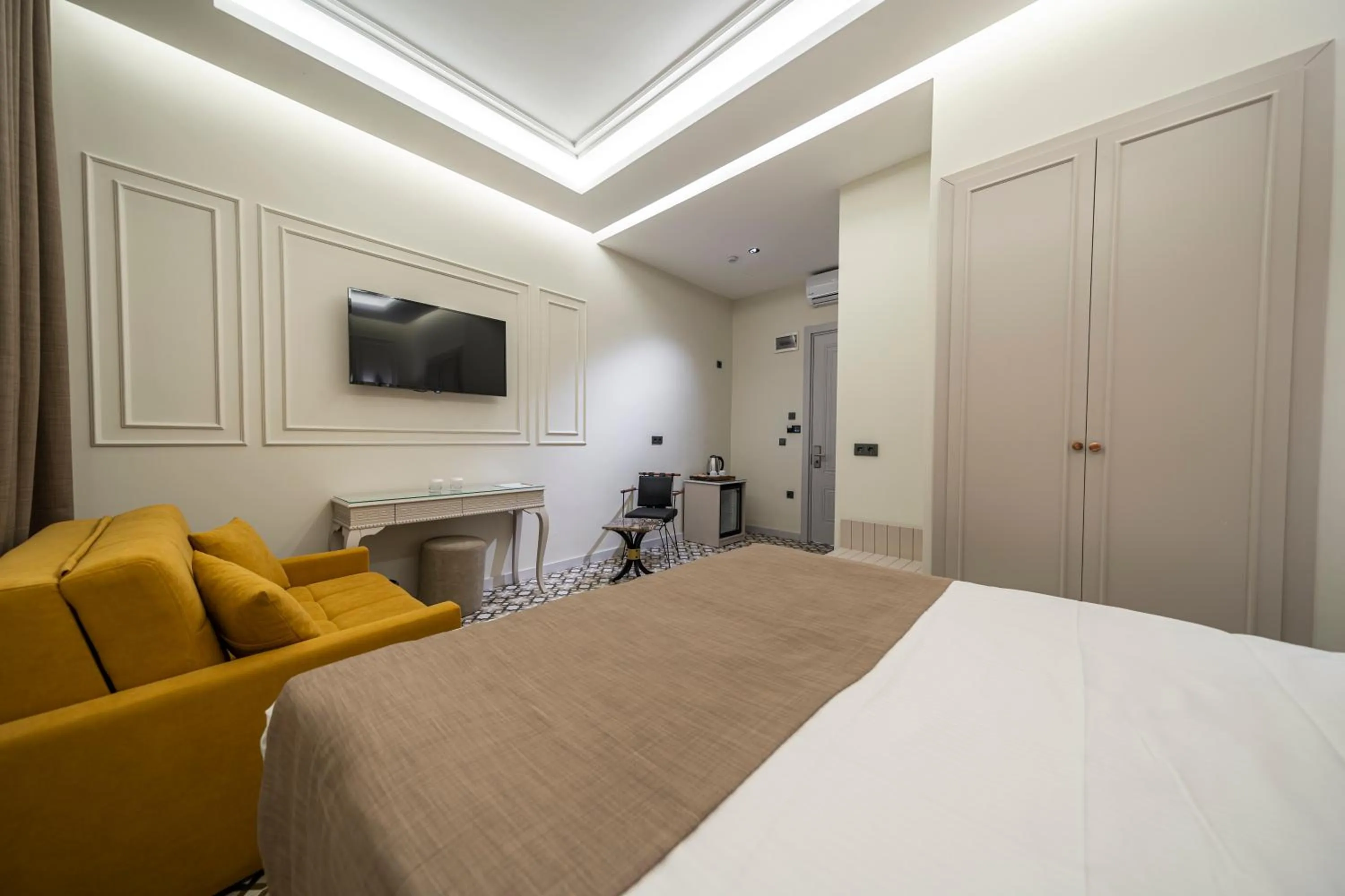 Bed in Pera Luna Premium Hotel