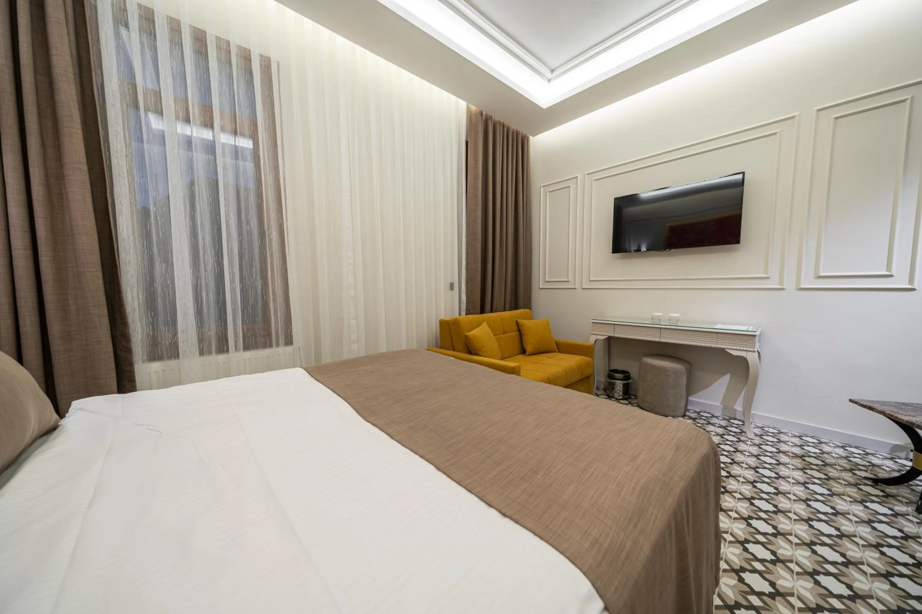 Bed in Pera Luna Premium Hotel