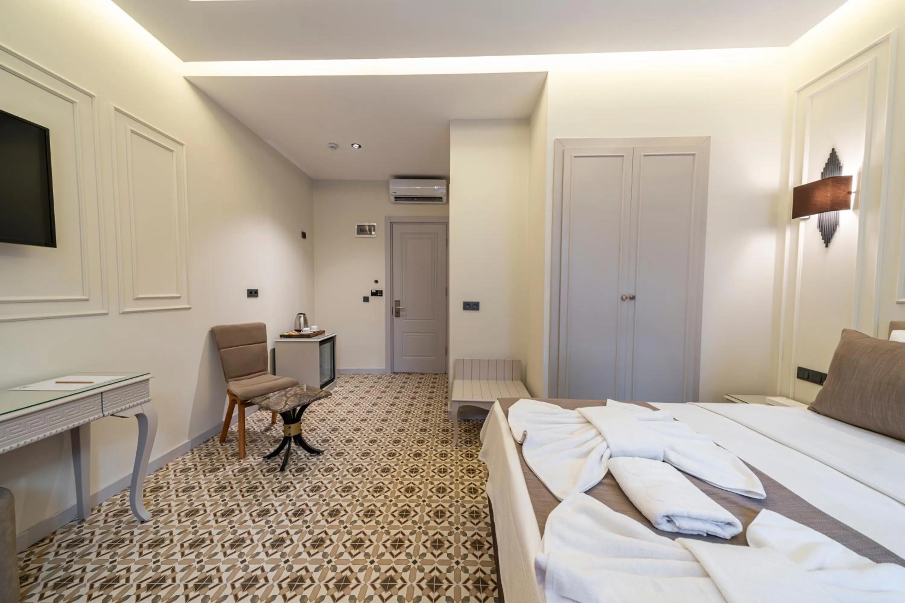 Bed in Pera Luna Premium Hotel