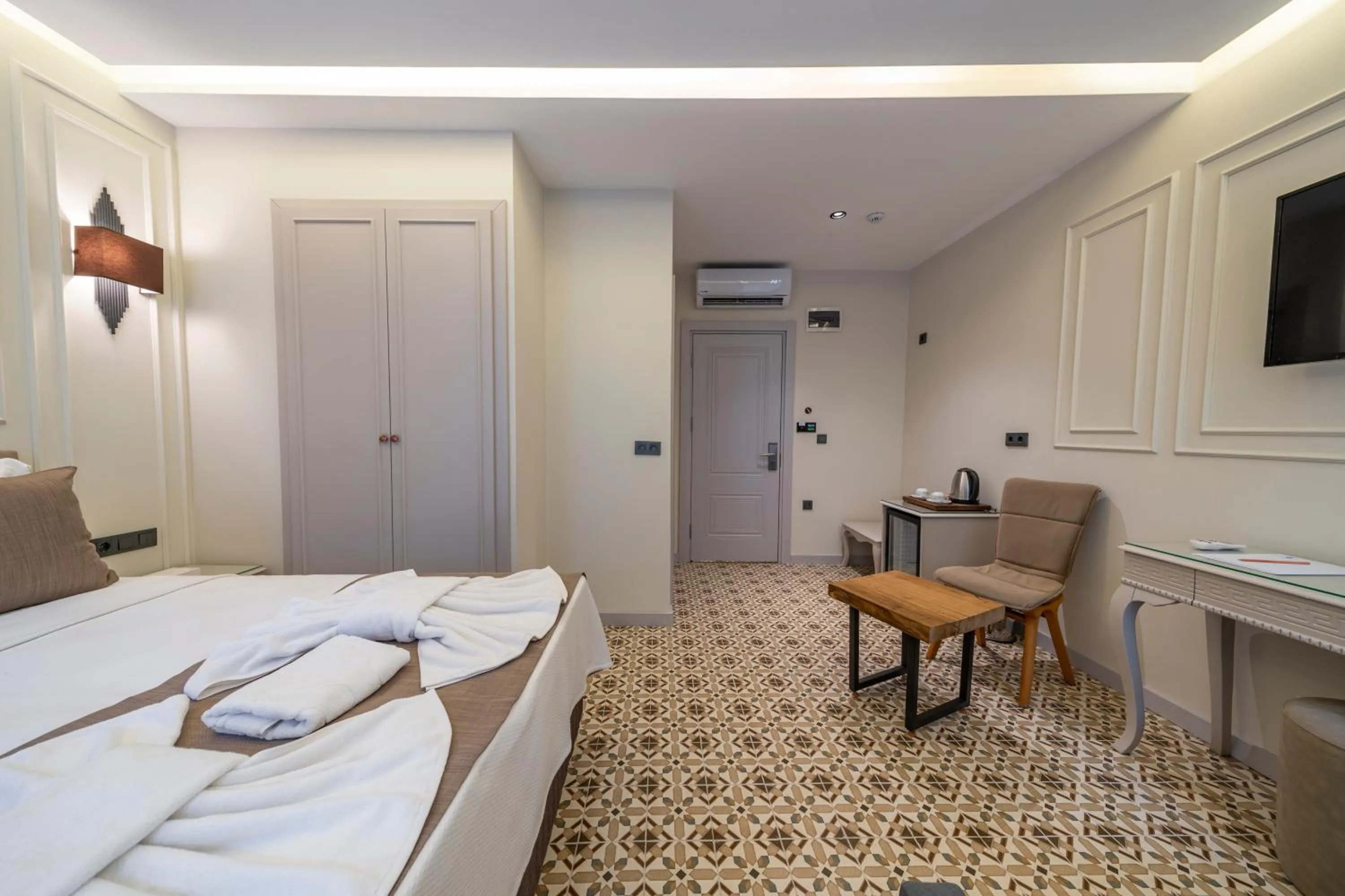 Bed in Pera Luna Premium Hotel