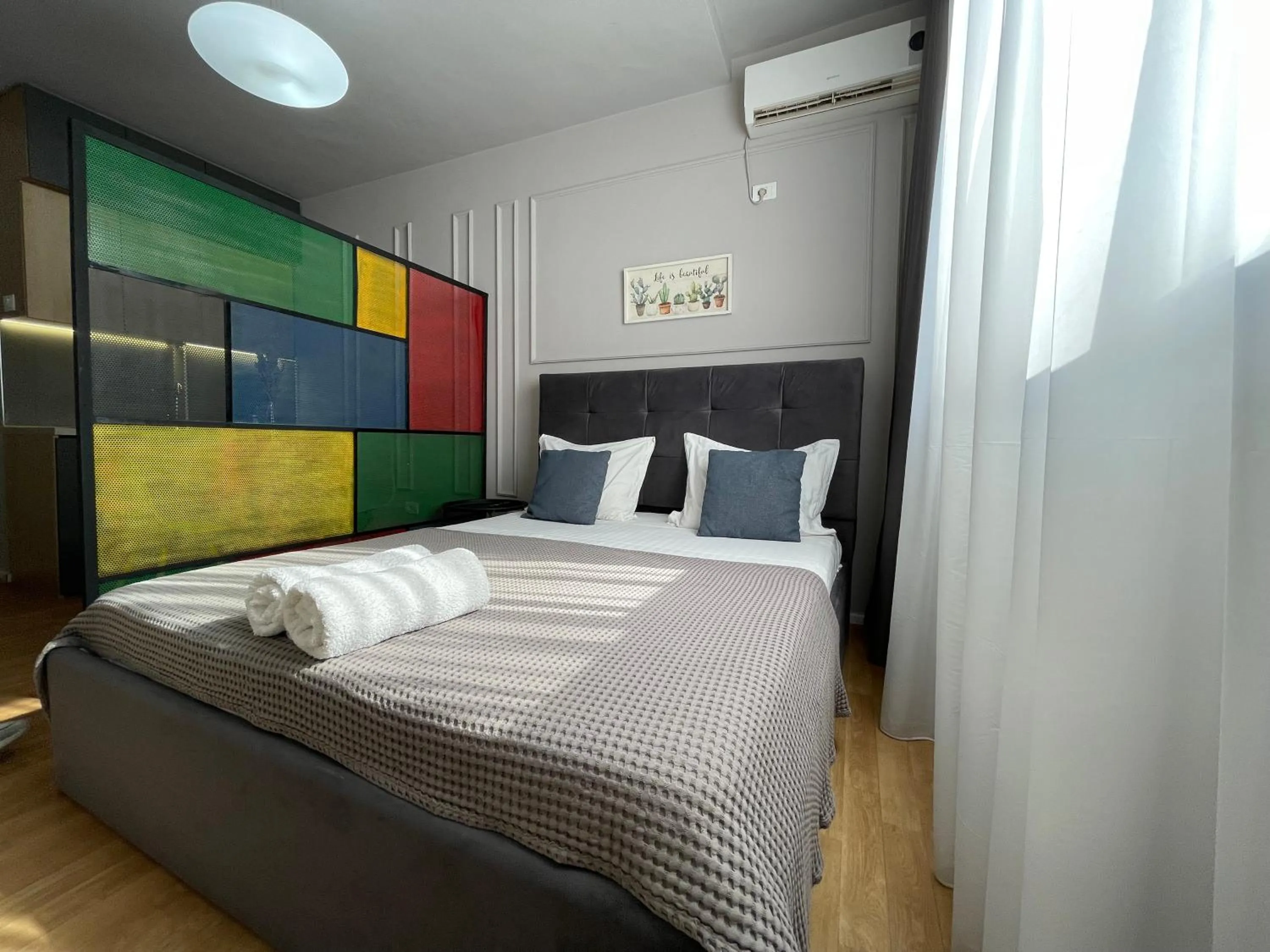 Bed in Myslym Shyri's Apartments