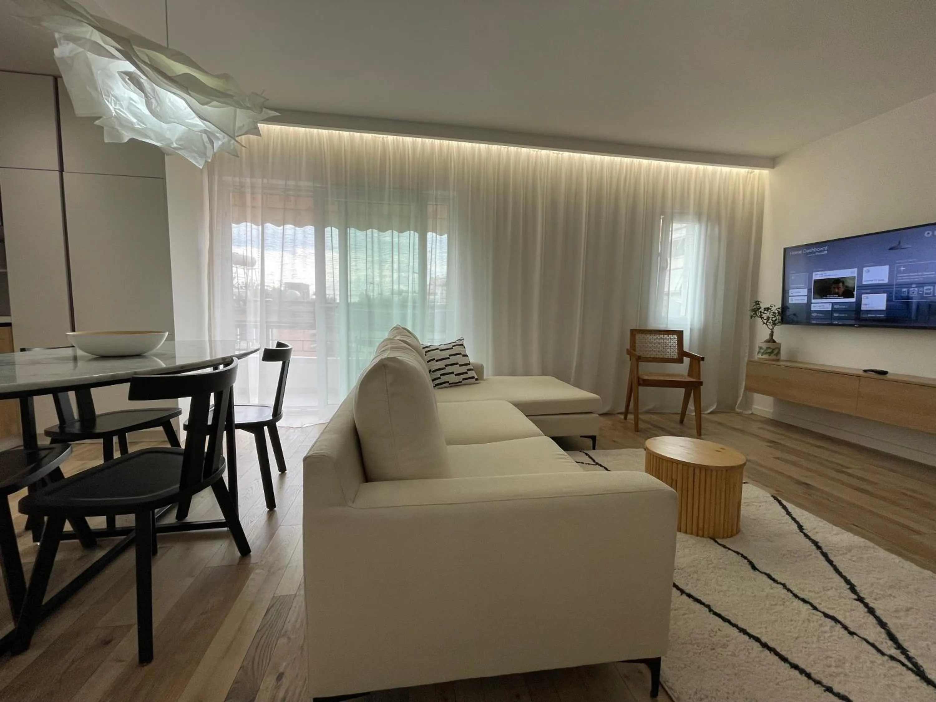 Communal lounge/ TV room in Myslym Shyri's Apartments