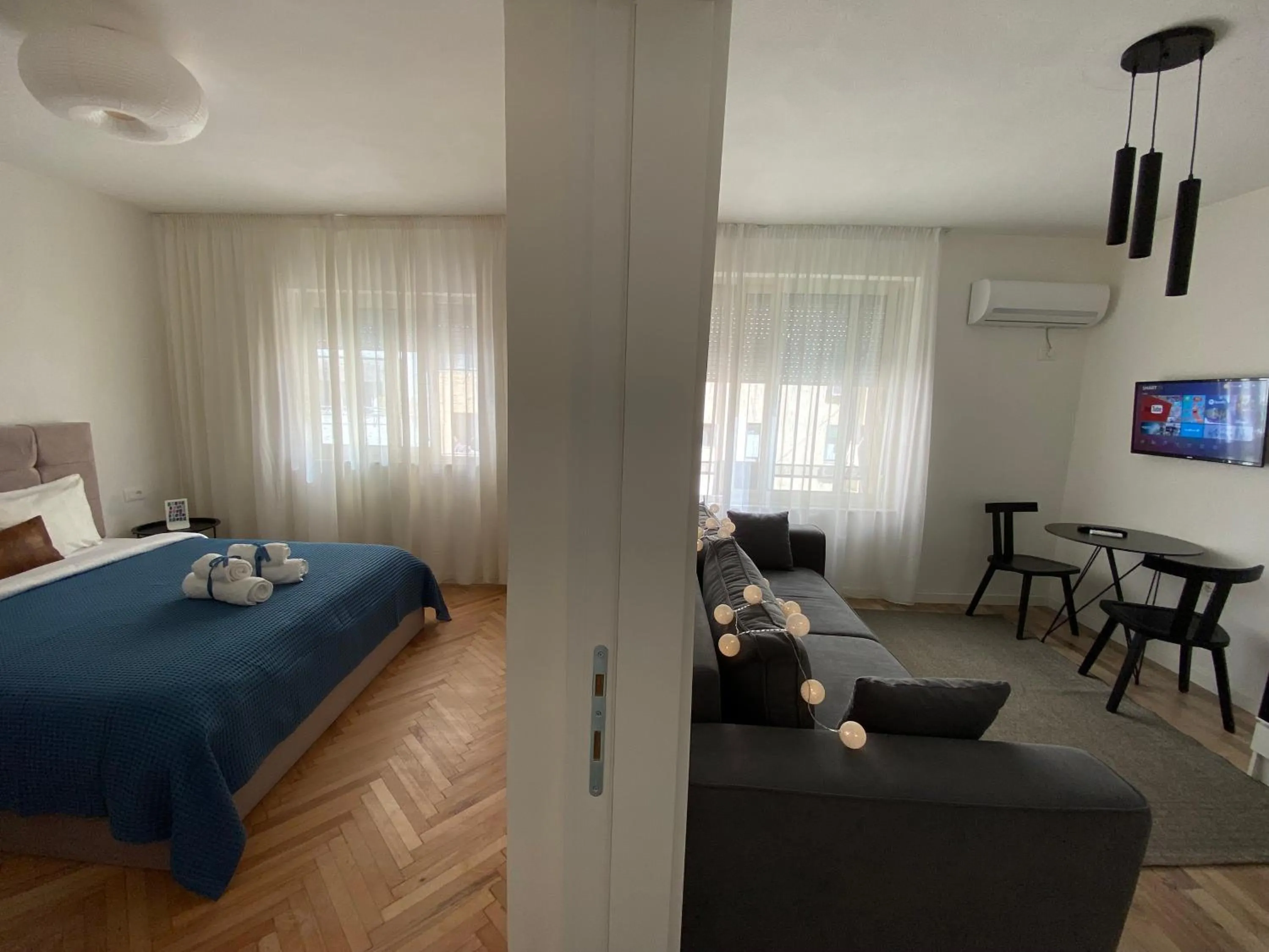 Bed in Myslym Shyri's Apartments