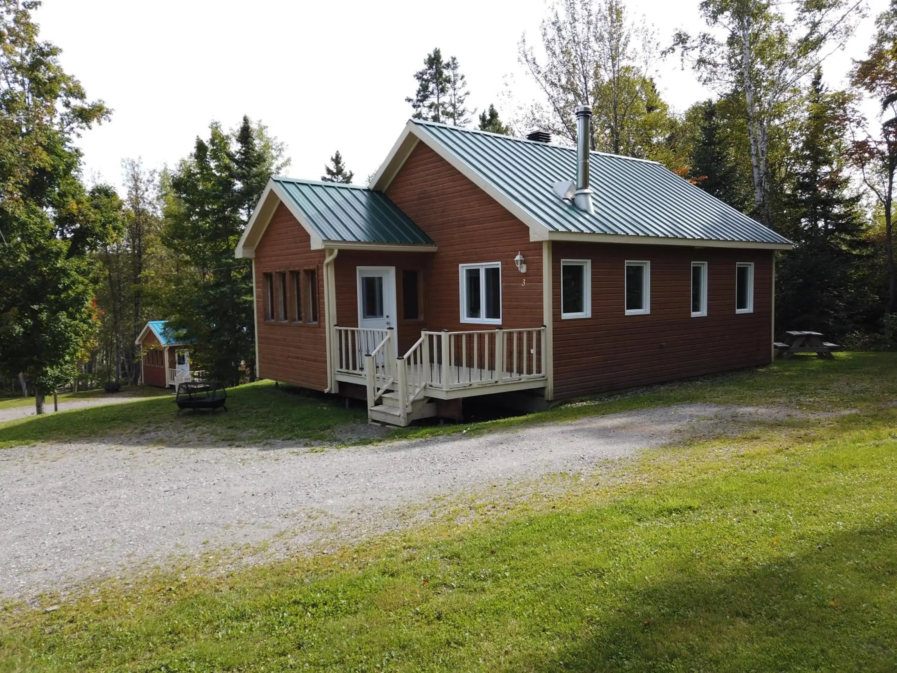 Two-Bedroom Chalet - single occupancy in Parc du Mont-Citadelle Two-Bedroom Chalet - single occupancy in Parc du Mont-Citadelle