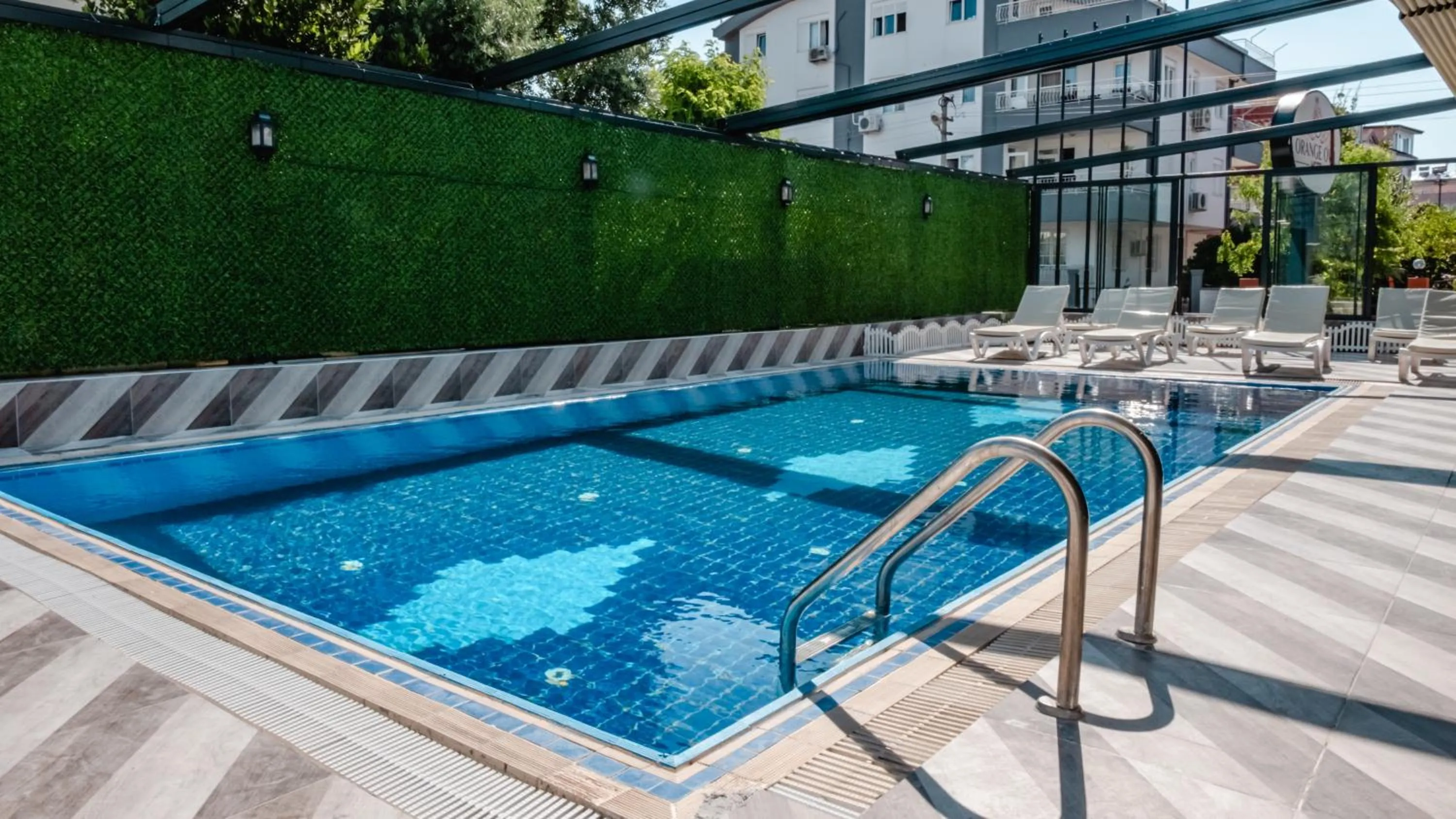 Swimming Pool in Orange Owl Hotel