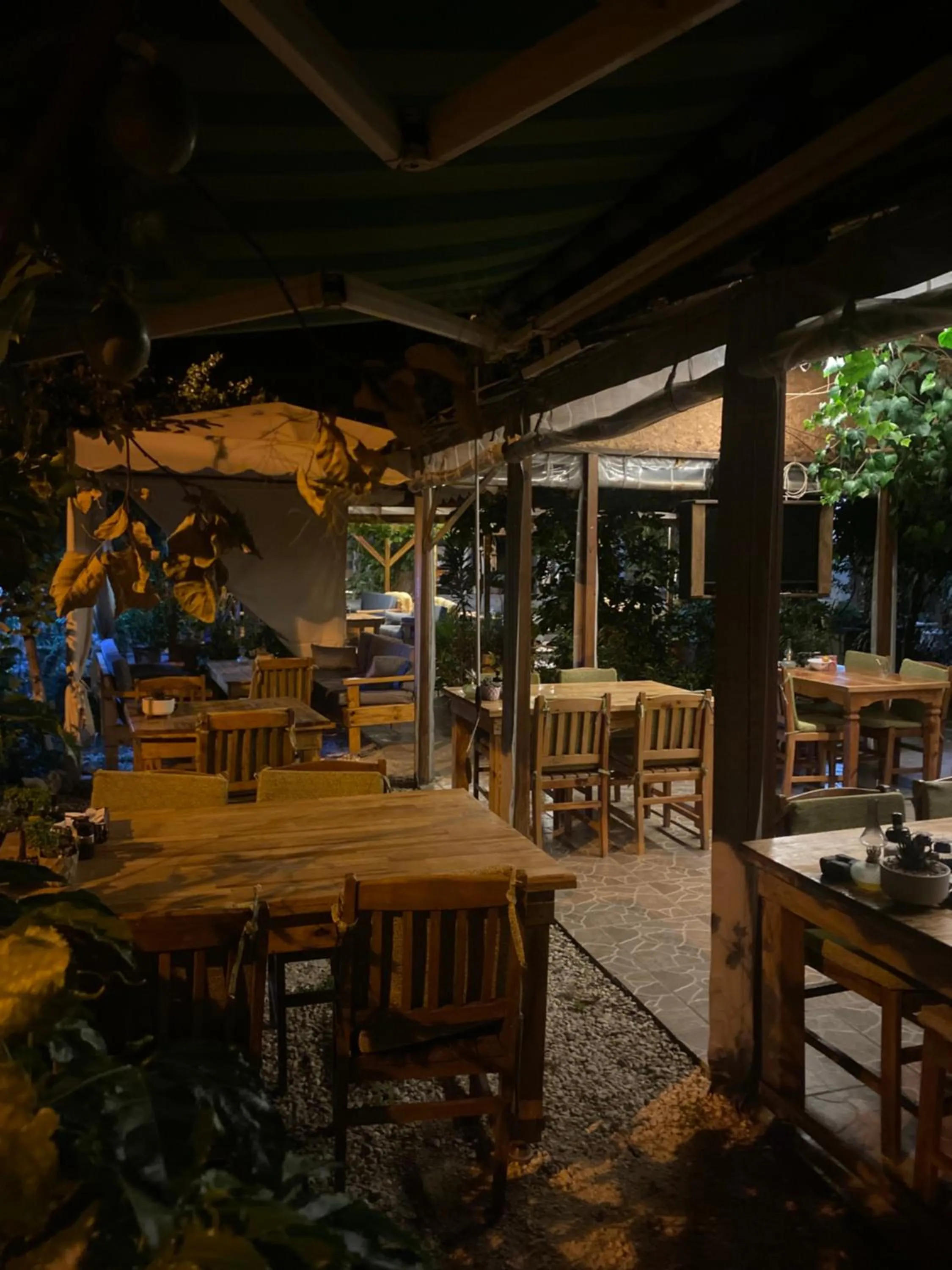 Restaurant/places to eat in Rosemary Pansiyon