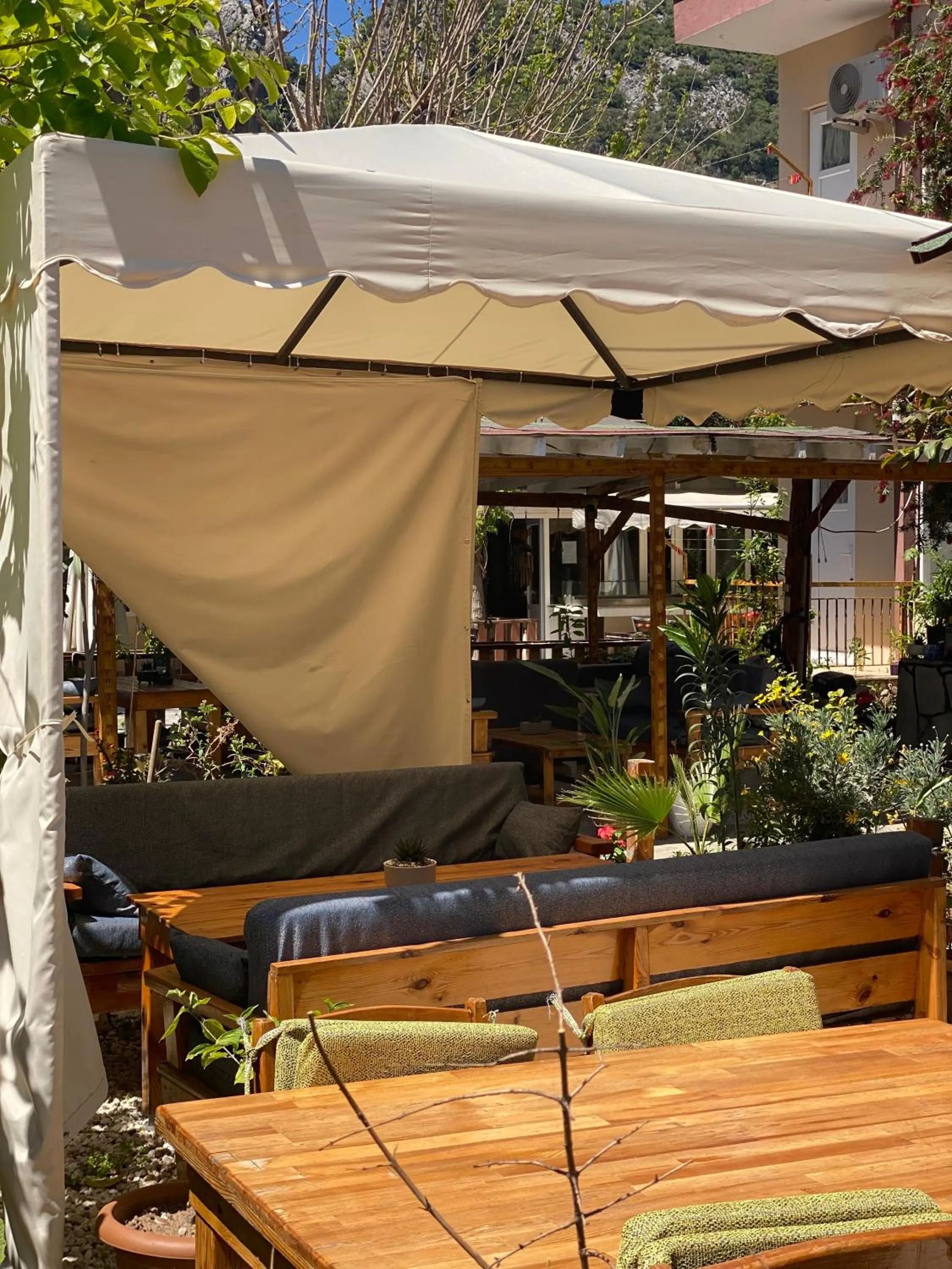 Garden in Rosemary Pansiyon