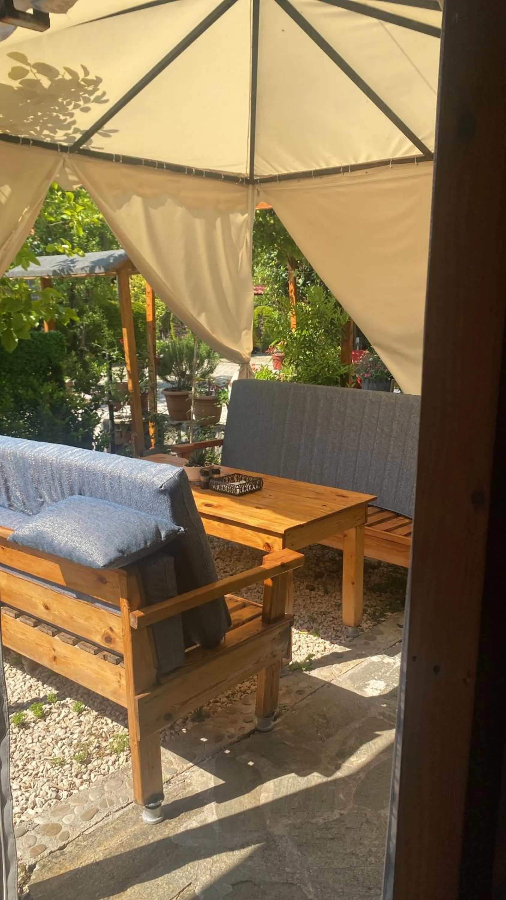 Garden in Rosemary Pansiyon