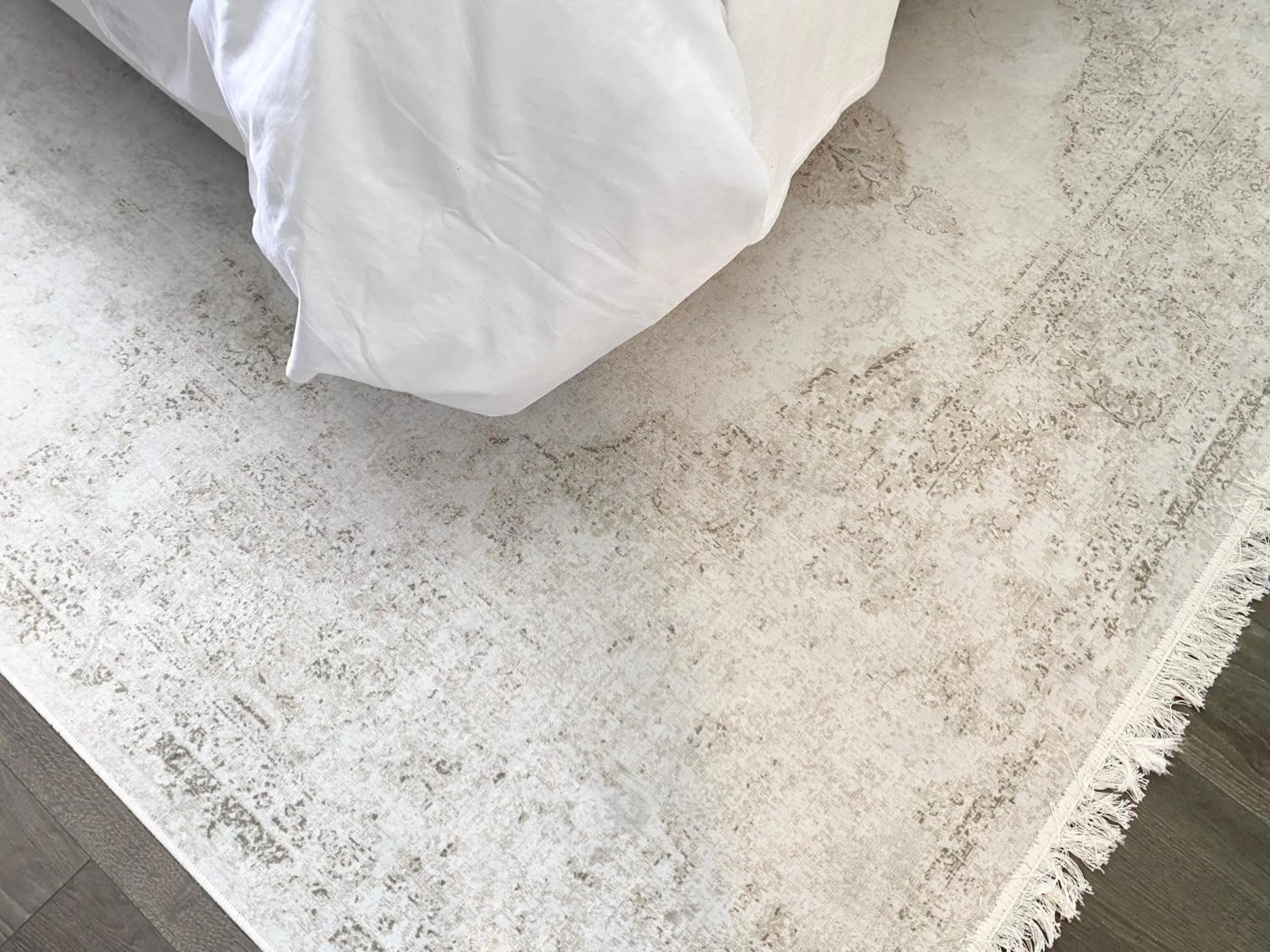 Modern and Bright Luxury Home Centrally Located in Toronto’s GTA