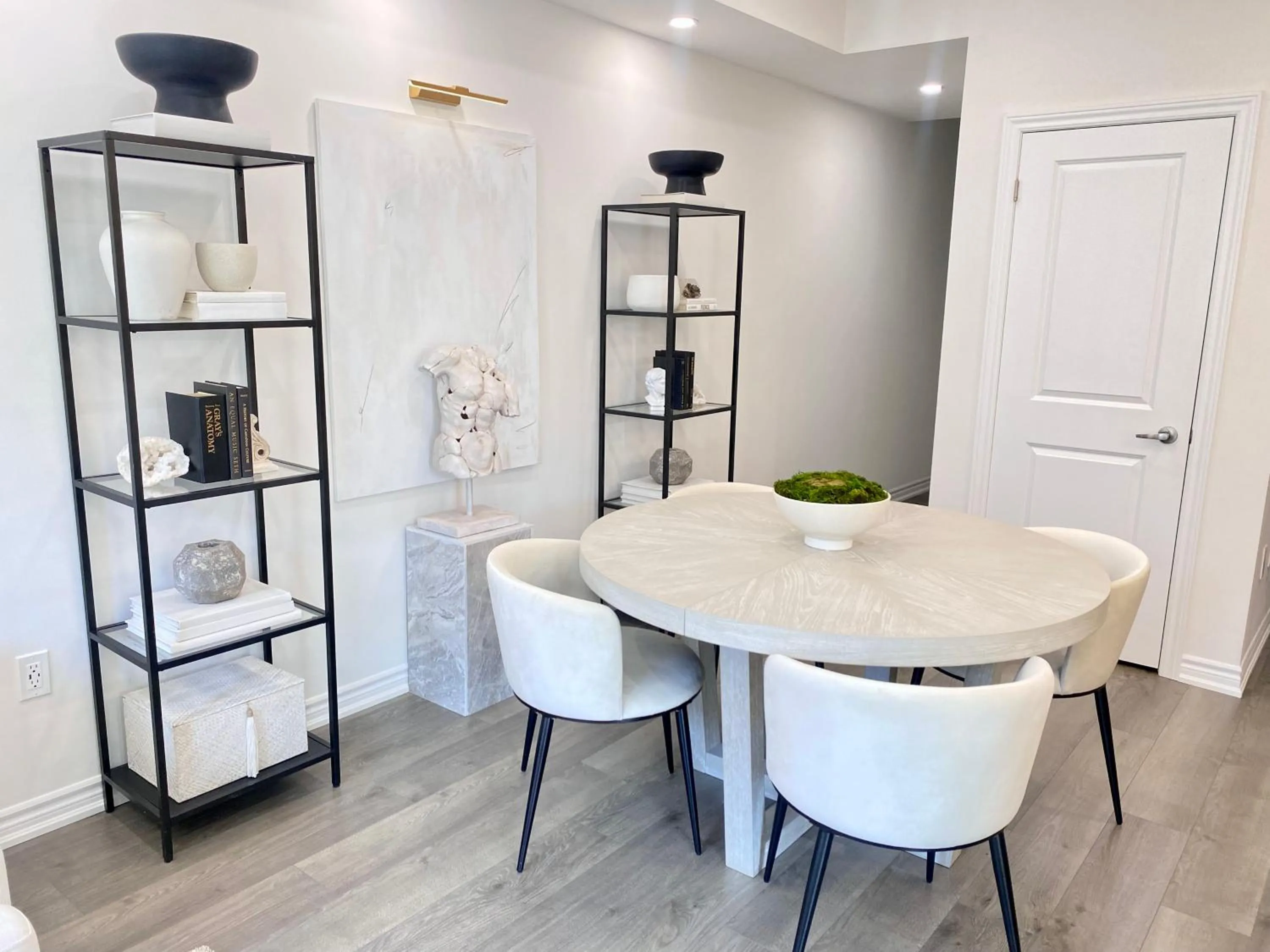 Dining area in Modern and Bright Luxury Home Centrally Located in Toronto’s GTA