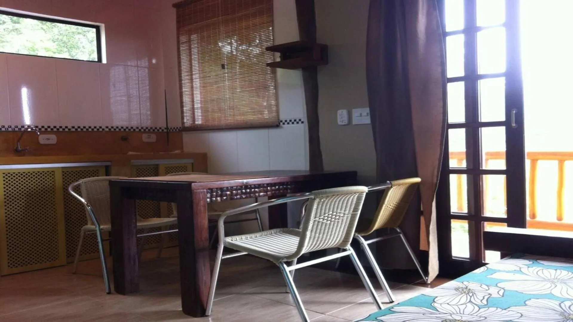 Kitchen or kitchenette in Chalés Yababali Lagoinha