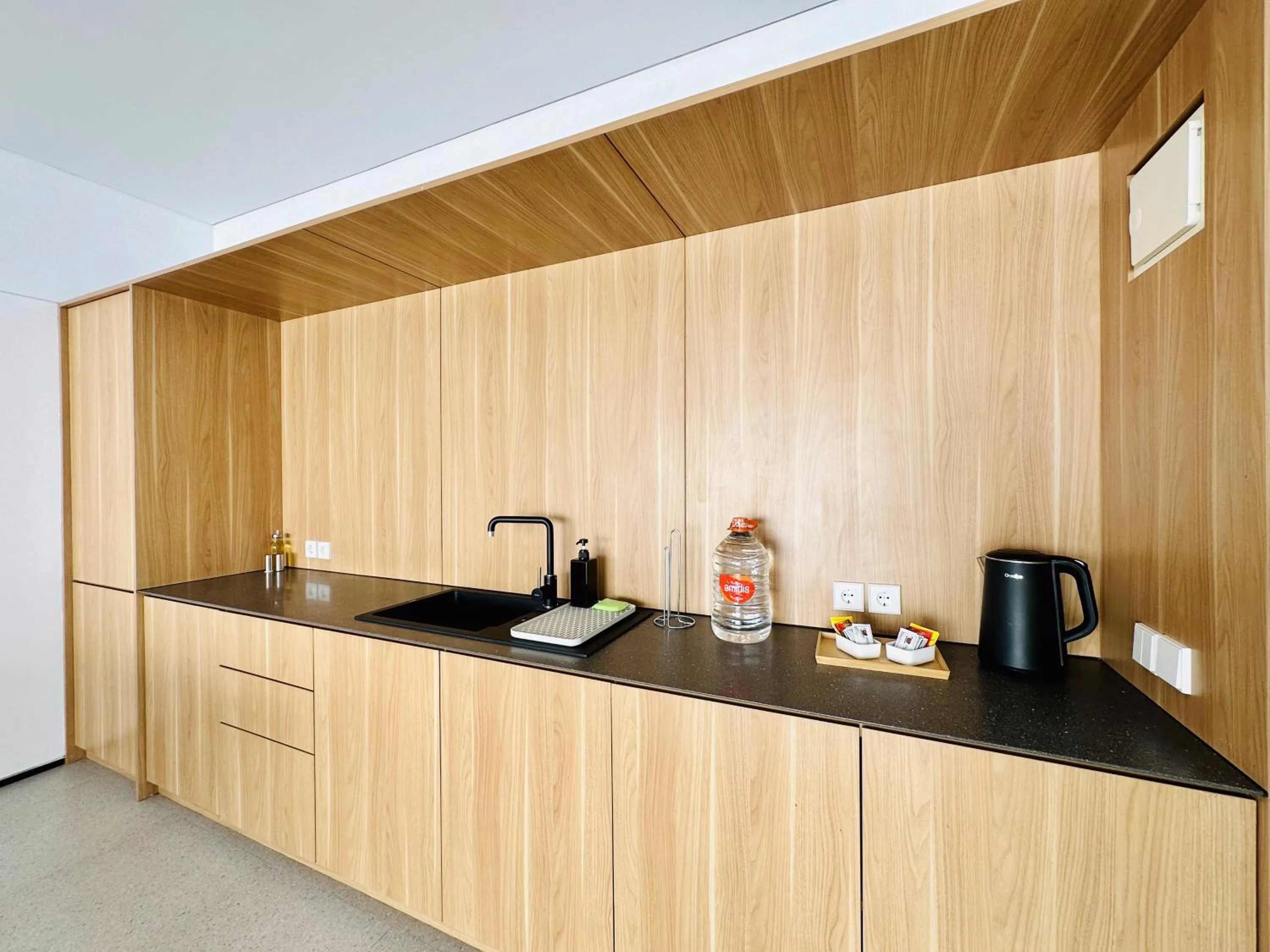 Coffee/tea facilities in Bungalow Homes