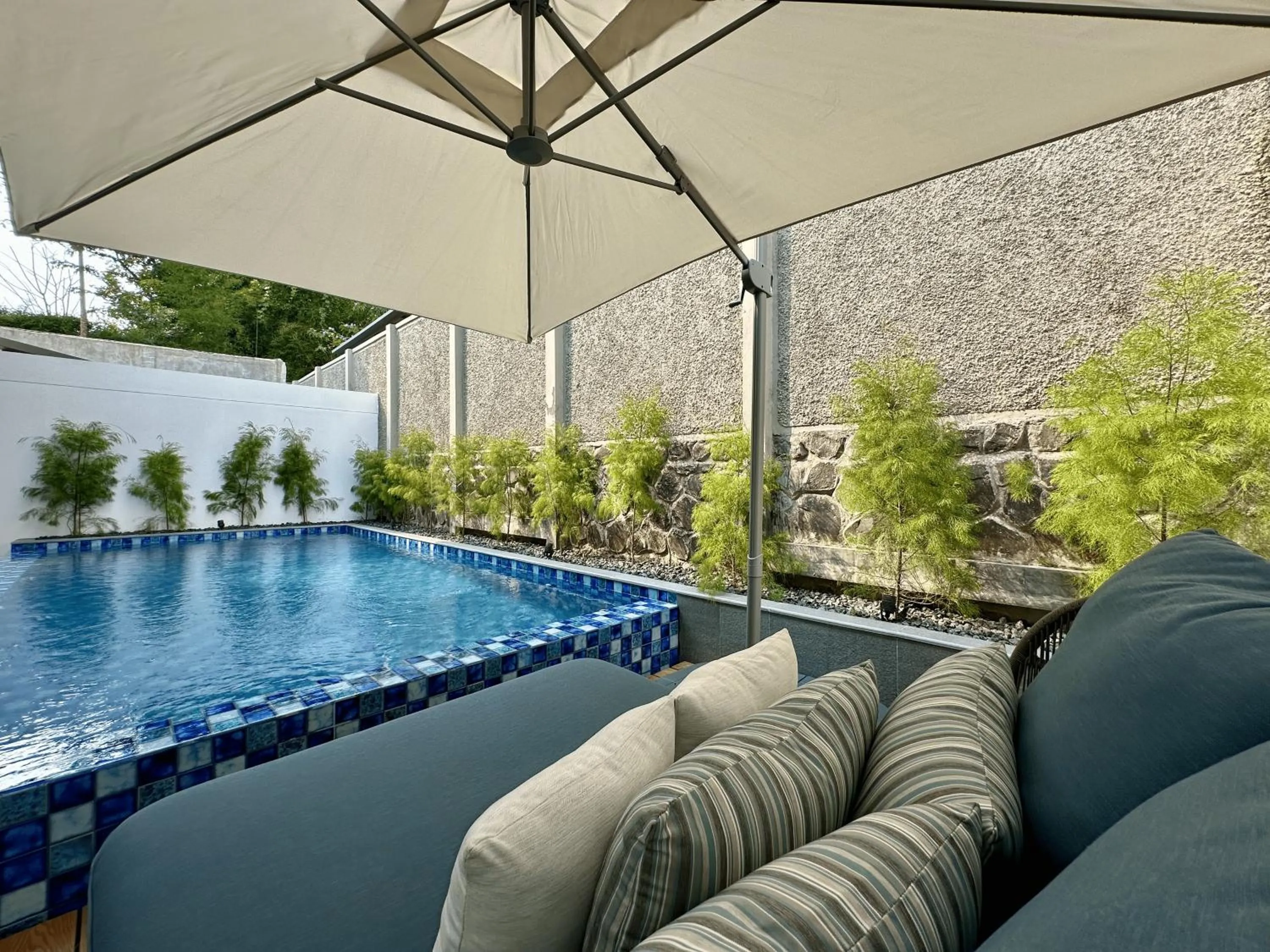 Swimming pool in Bungalow Homes