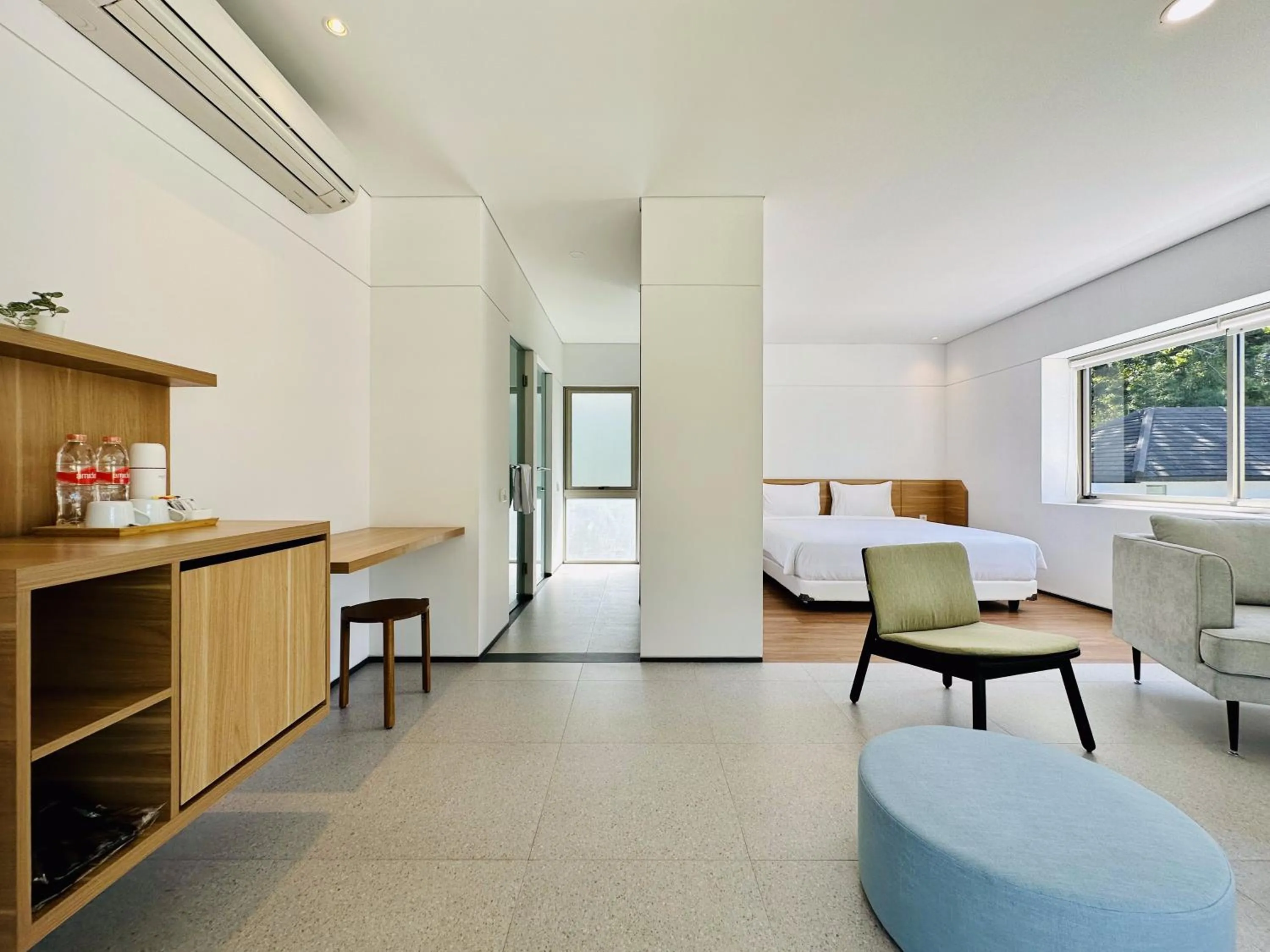 Photo of the whole room in Bungalow Homes