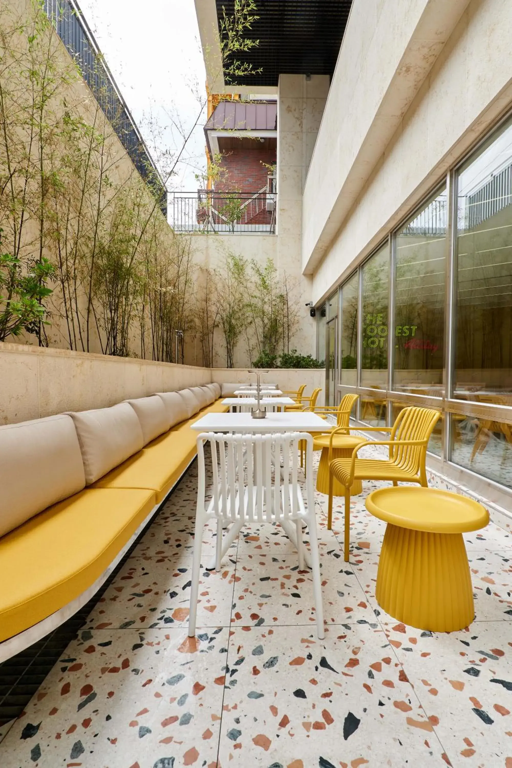 Restaurant/places to eat in The Coolest Hotel Restaurant/places to eat in The Coolest Hotel
