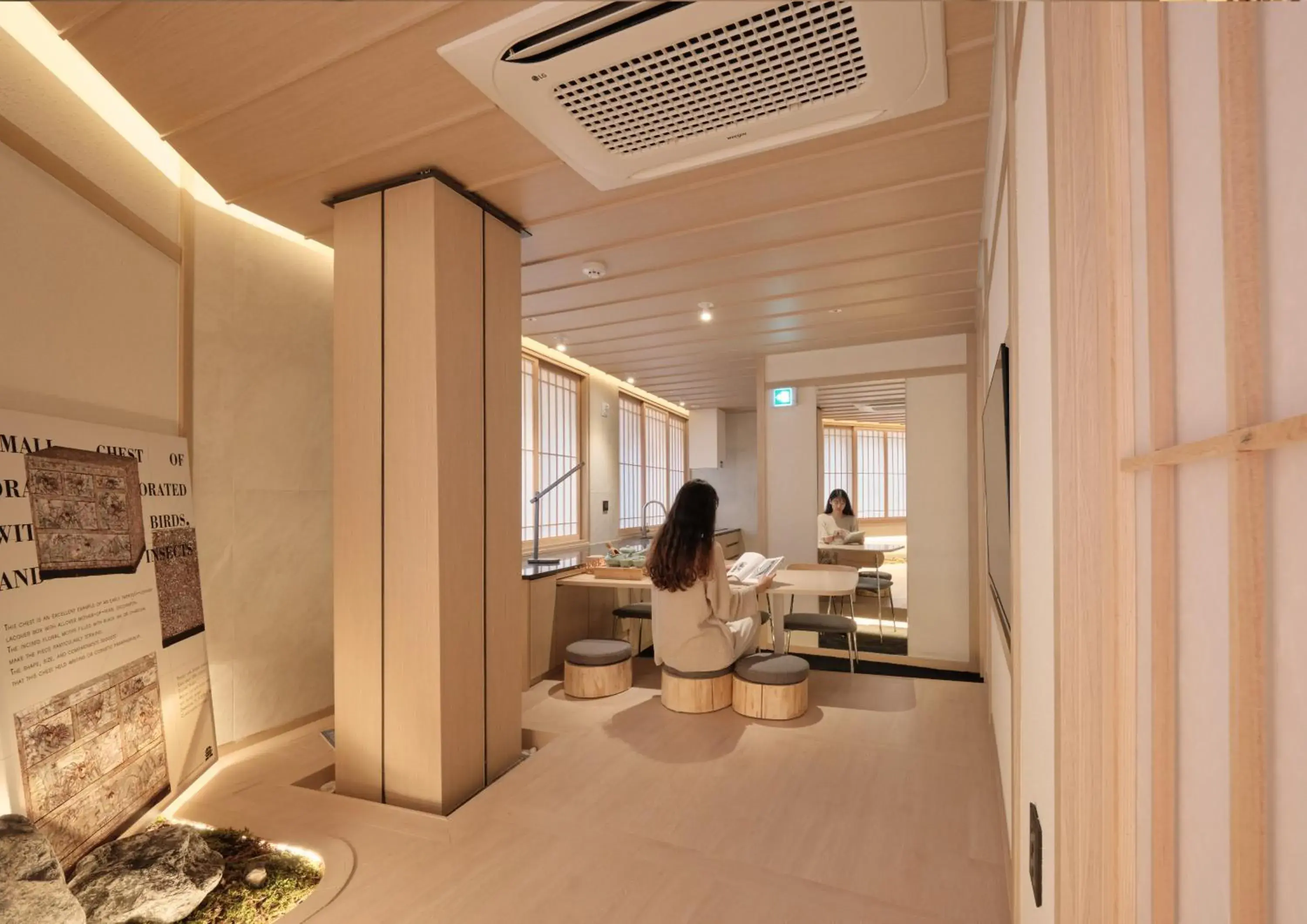 Living room in UH Suite Central Seoul Living room in UH Suite Central Seoul