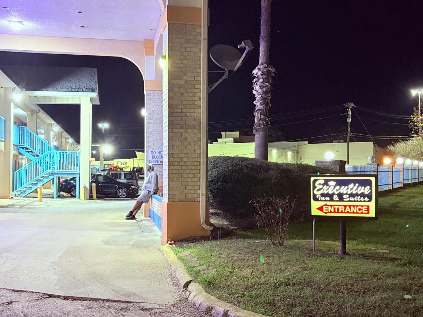 Facade/entrance in Executive Inn & Suites Lufkin US 59